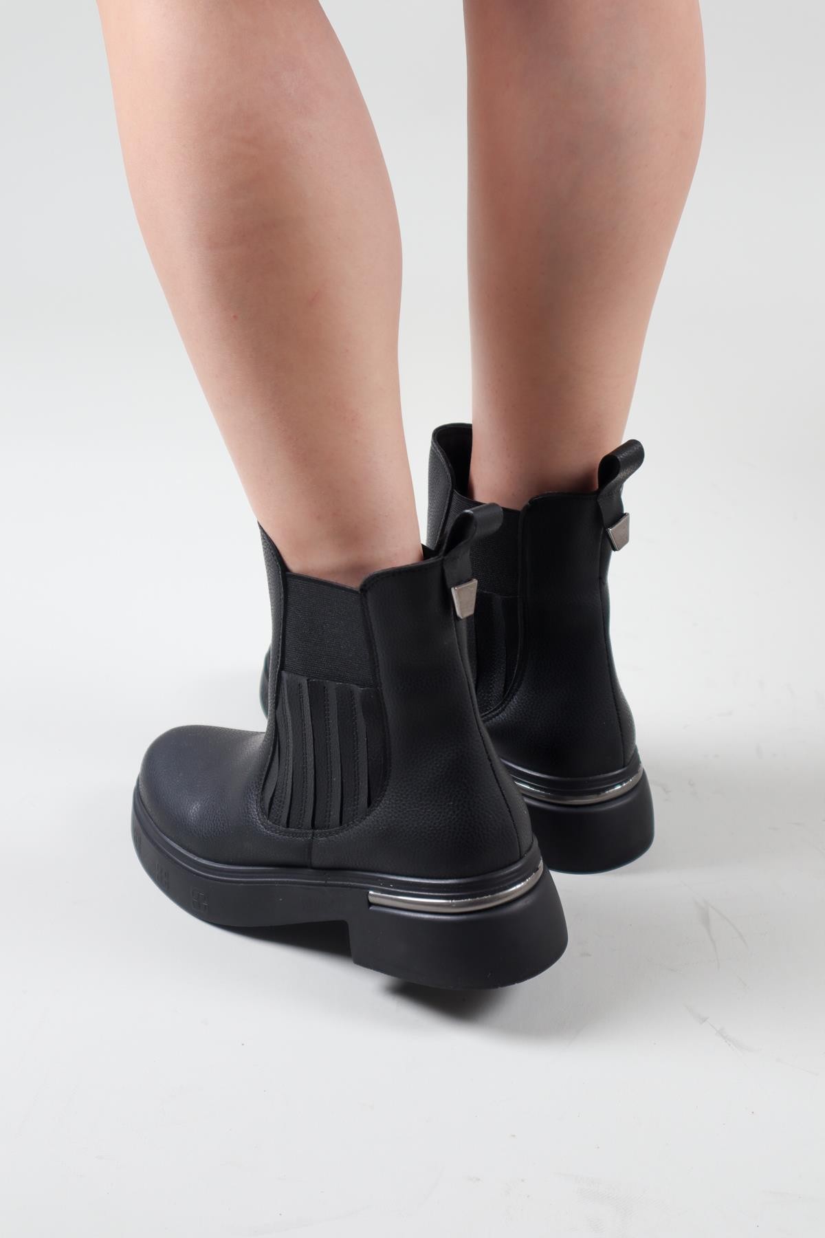 BOYANA Lastikli Kadın Bot SİYAHBOT