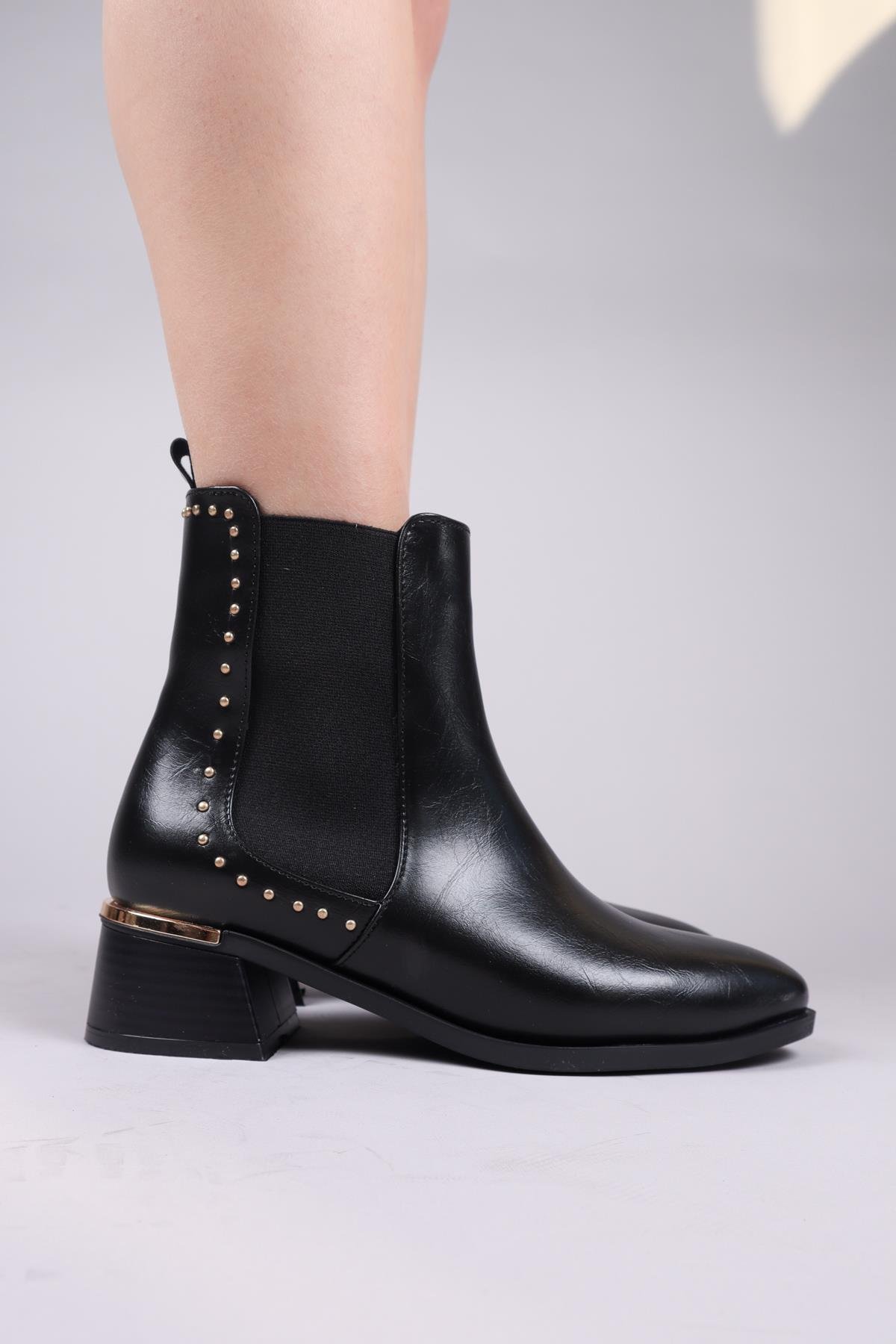 BRUCE Trok ve Lastik Detaylı Topuklu Bot SİYAHBOT