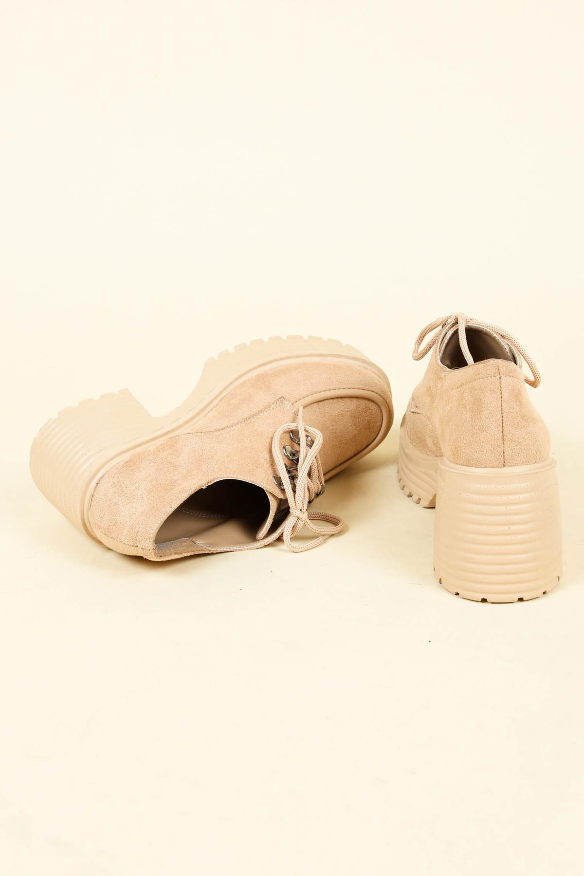 Cilt Garnili Bağcıklı Kalın Topuk Ayakkabı NUTBOT