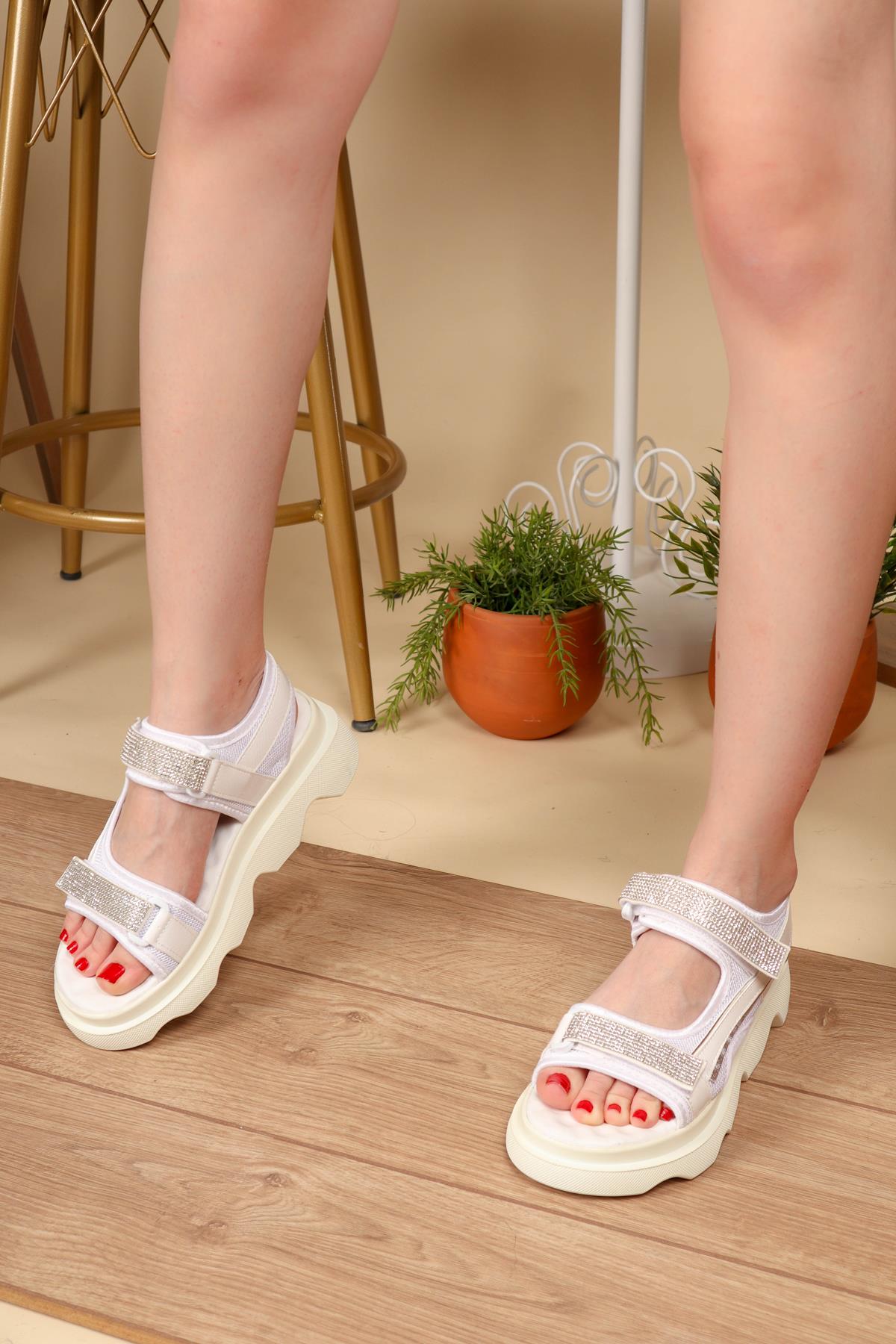 Cırtlı Kalın Taban Comfort Sandalet BEYAZSANDALET