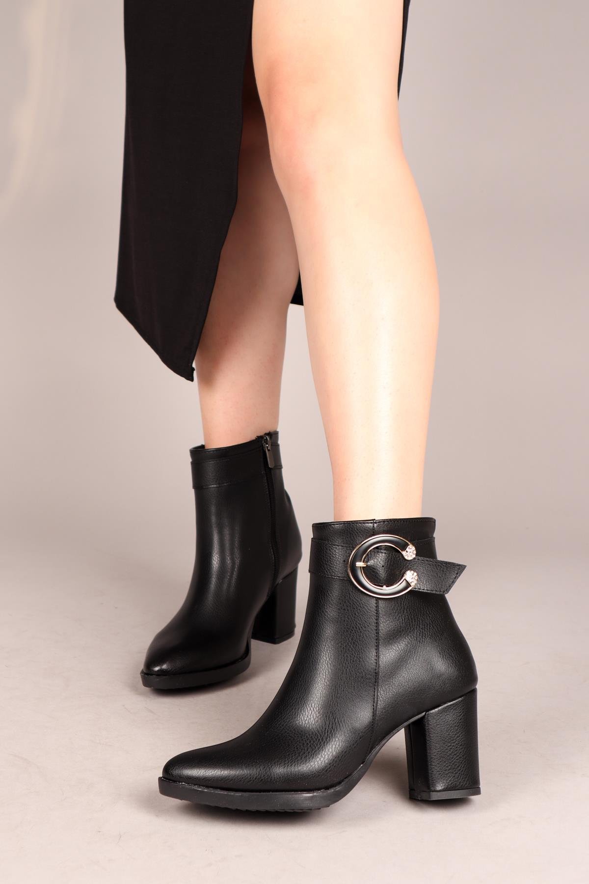 DALİA Kemerli-Tokalı Kadın Topuklu Bot SİYAHBOT