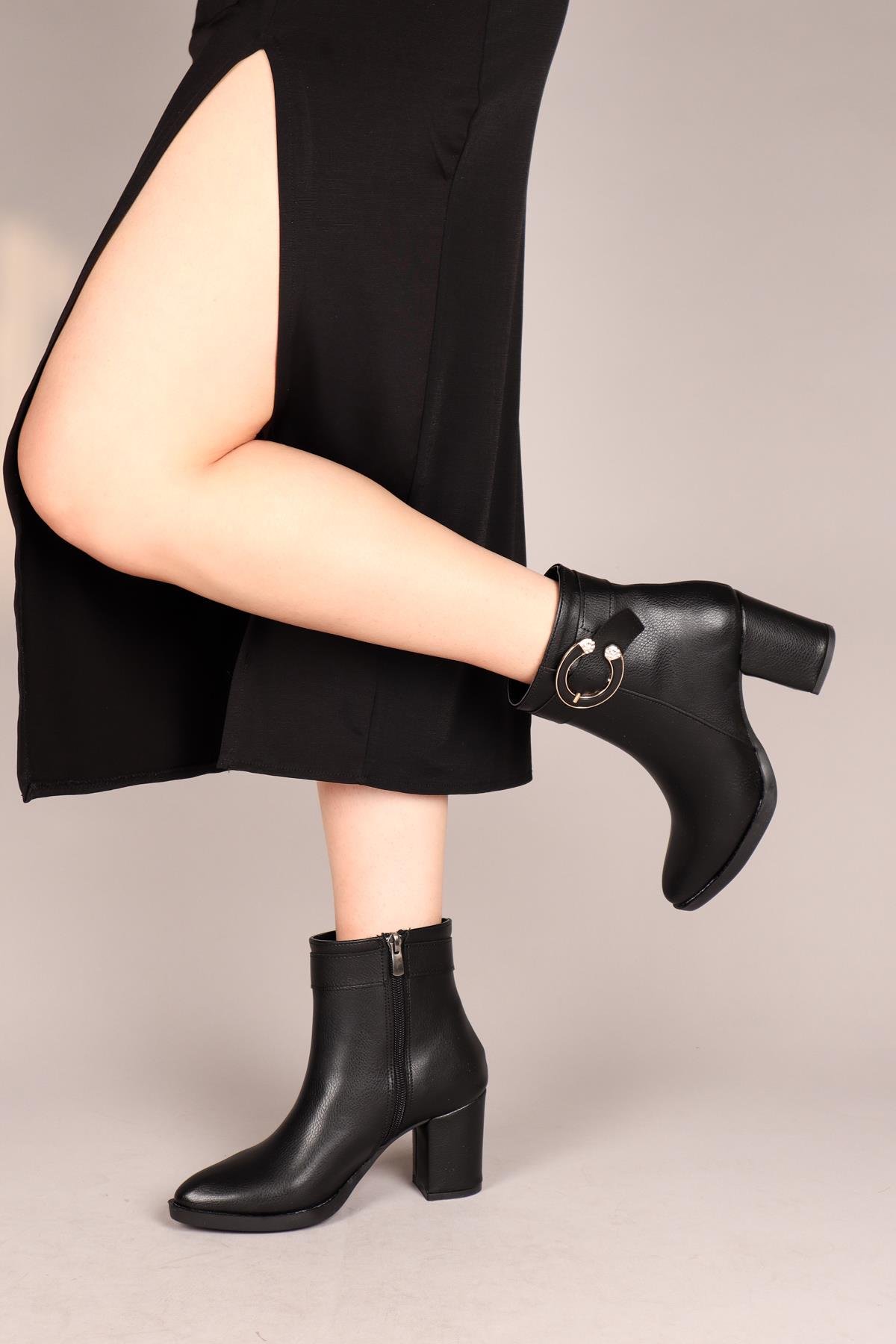 DALİA Kemerli-Tokalı Kadın Topuklu Bot SİYAHBOT