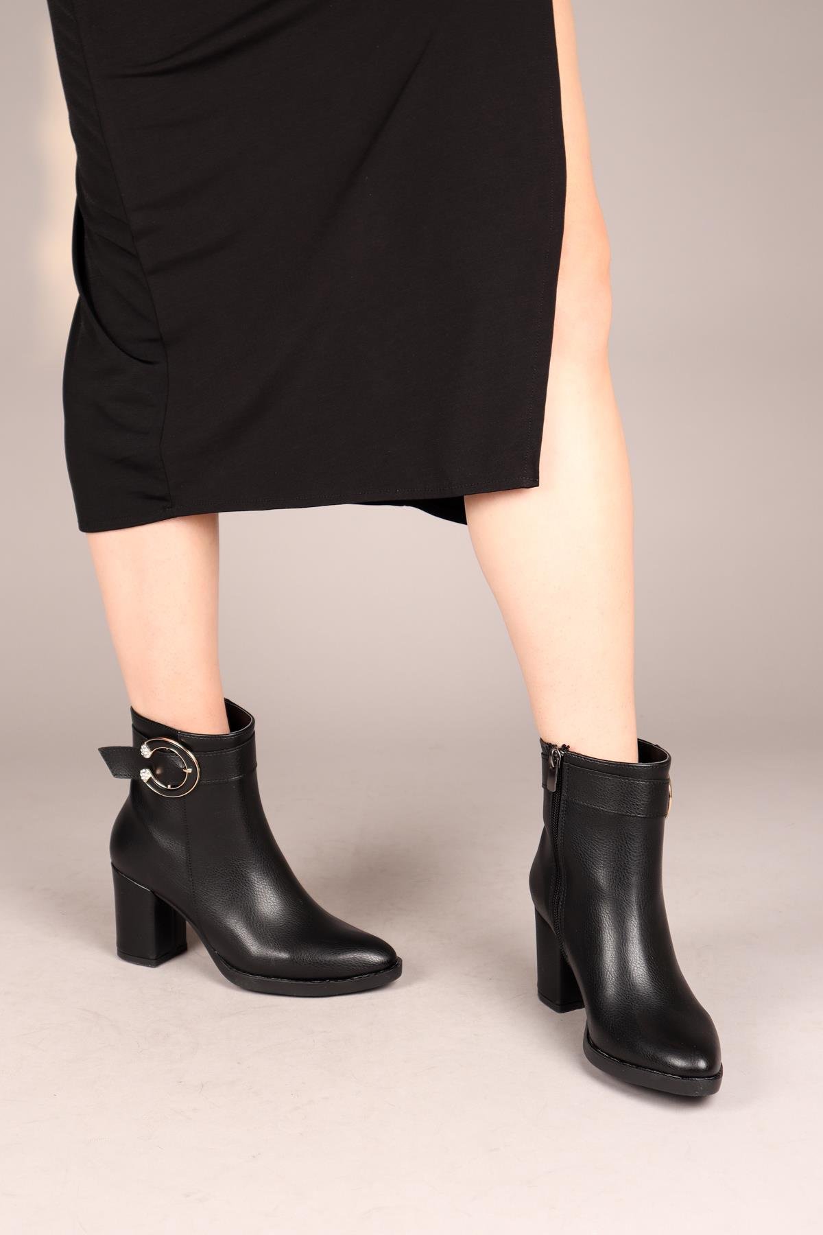 DALİA Kemerli-Tokalı Kadın Topuklu Bot SİYAHBOT