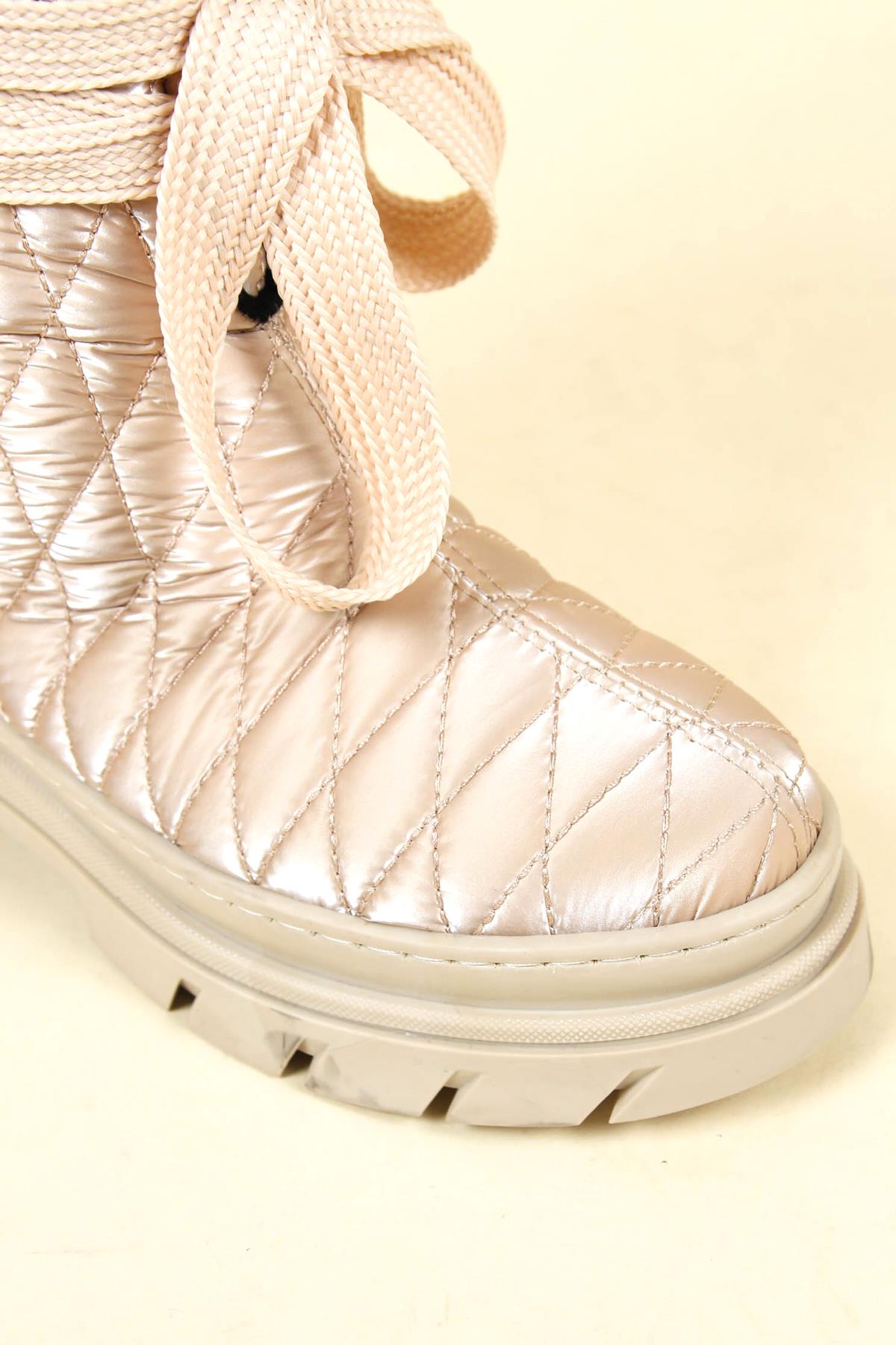 Dikiş Detaylı Parlak Şişme Bot NUTBOT