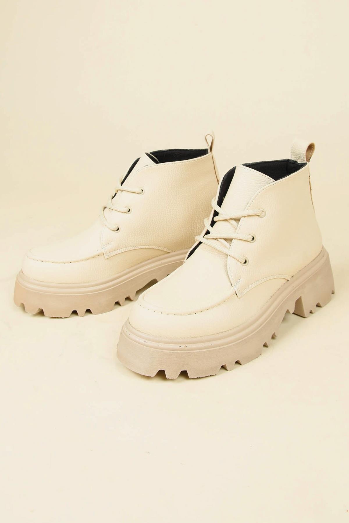 Dikiş ve Bağcıklı Bot TENBOT