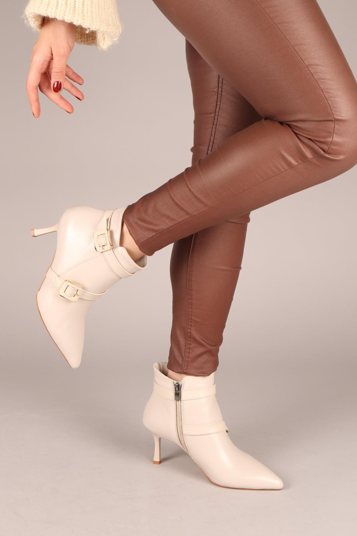 ERİKA Cilt Tokalı Topuklu Bot TENBOT