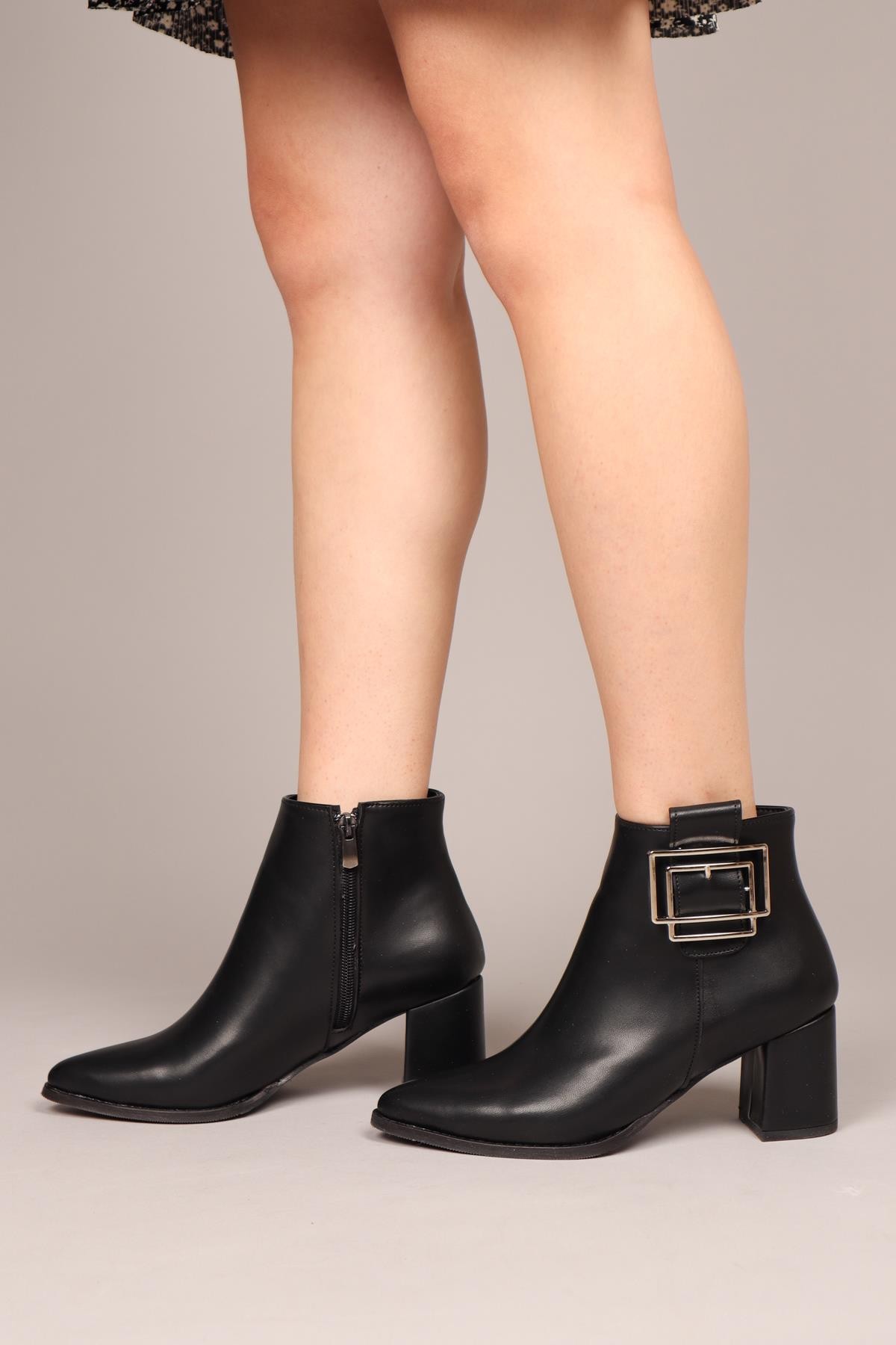 ESTER Tokalı Topuklu Bot SİYAHBOT