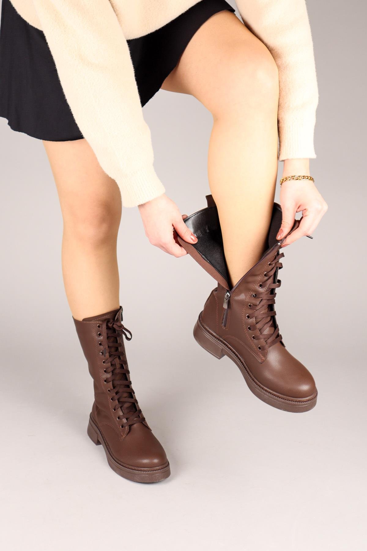 EVA Bağcıklı Yarım Çizme KAHVERENGİÇİZME 