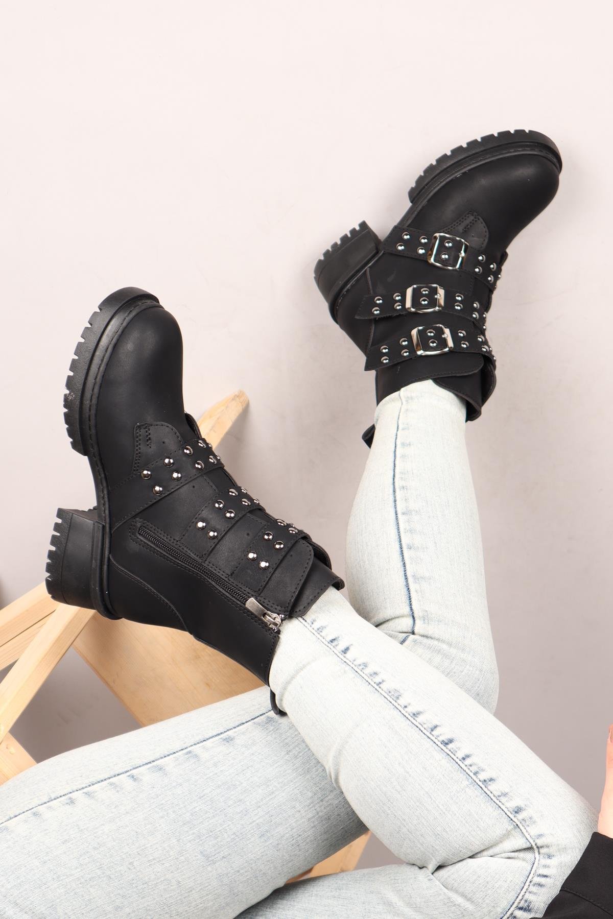 FEMKE Troklu Kadın Bot SİYAHBOT