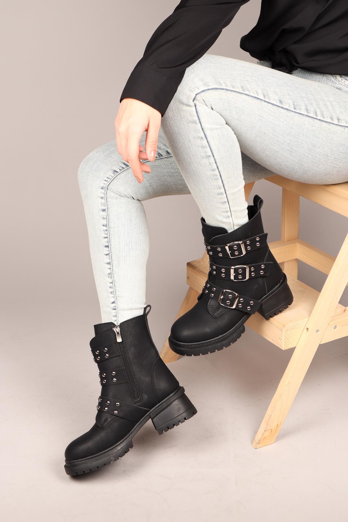 FEMKE Troklu Kadın Bot SİYAHBOT