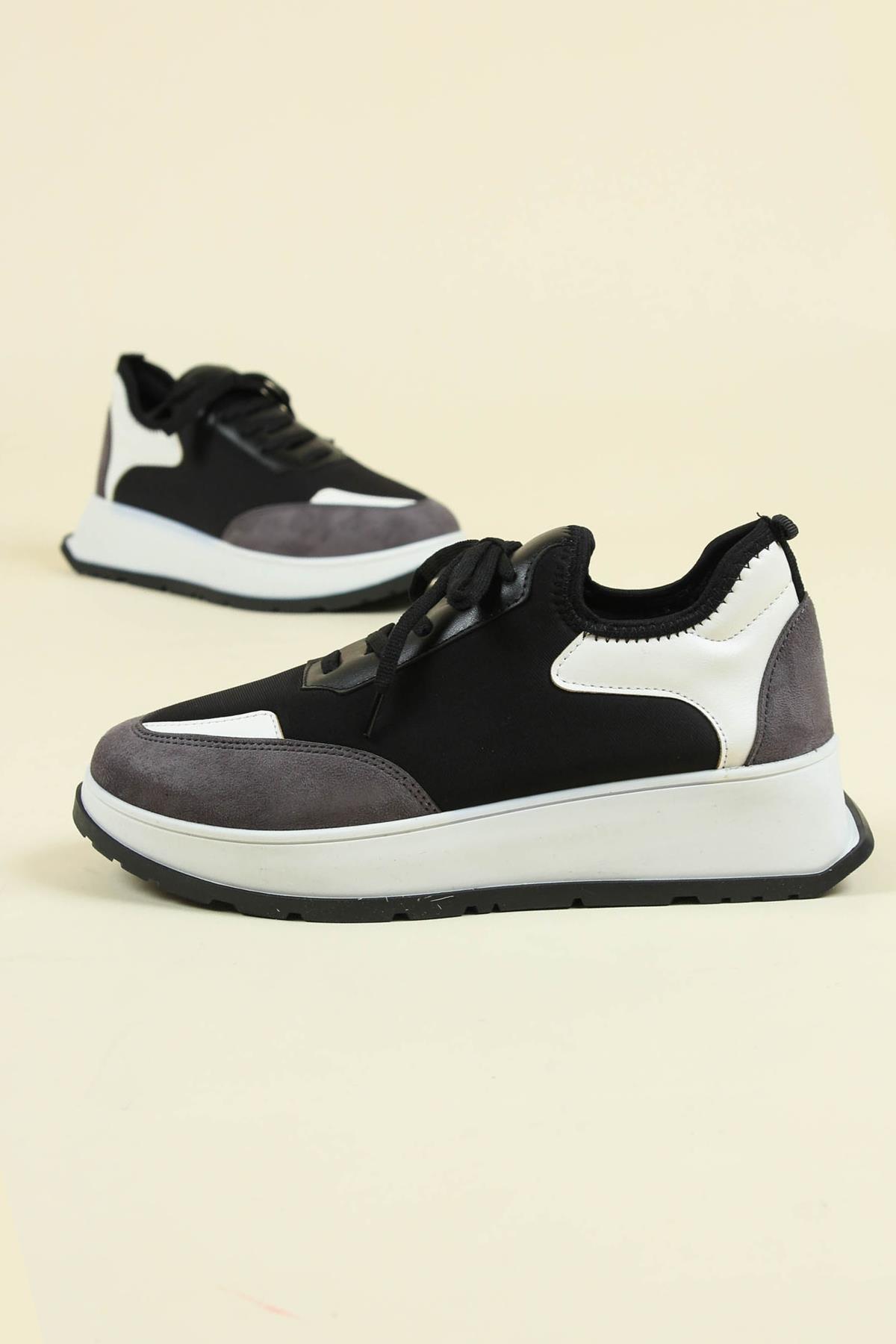 Garnili Strech Sneakers FÜME