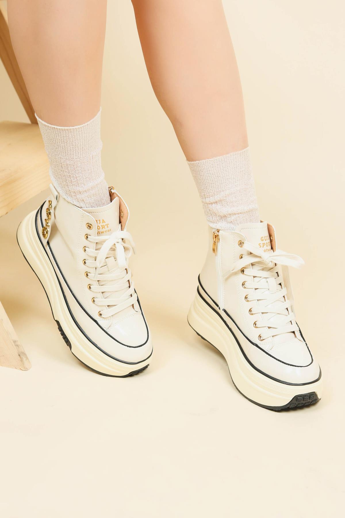 GUJA Kalın Taban Rugan Sneakers Bot KREMBOT