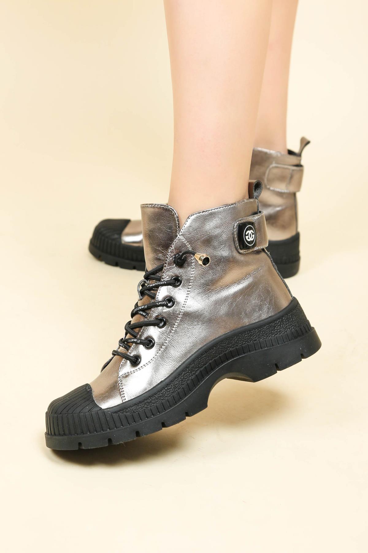 GUJA Lastik Bağcıklı Bot METALİK GRİBOT