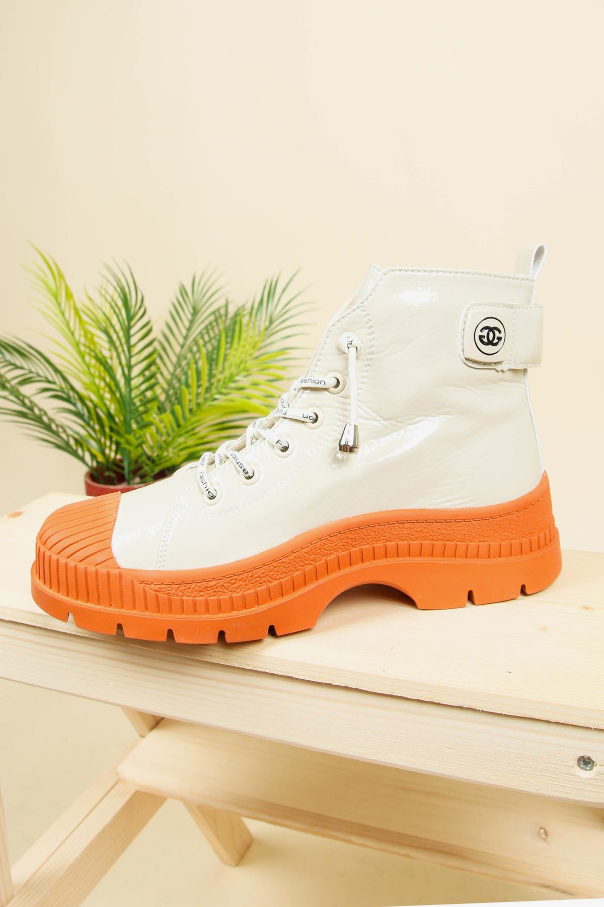 GUJA Lastik Bağcıklı Rugan Bot TENBOT