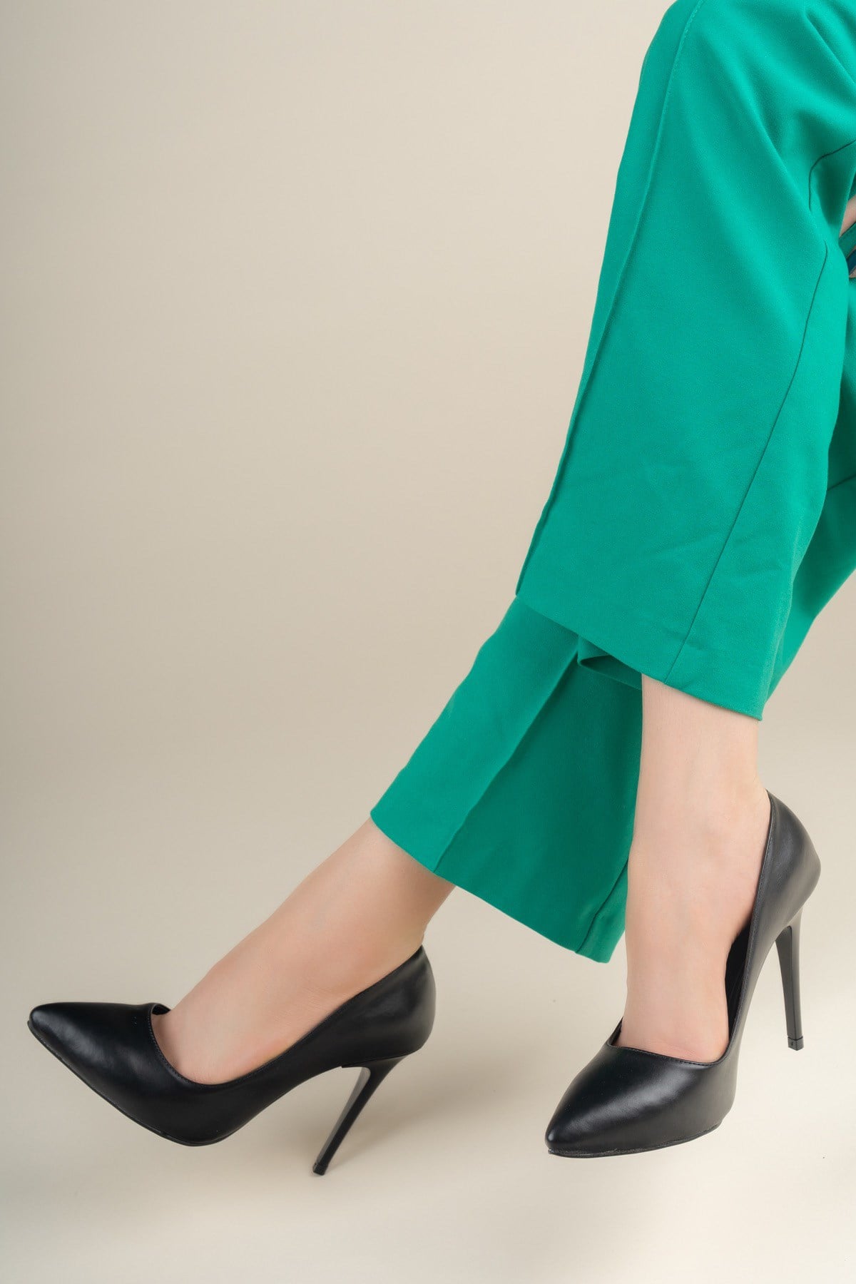 İnce Topuk Stiletto SİYAHTOPUKLU AYAKKABI
