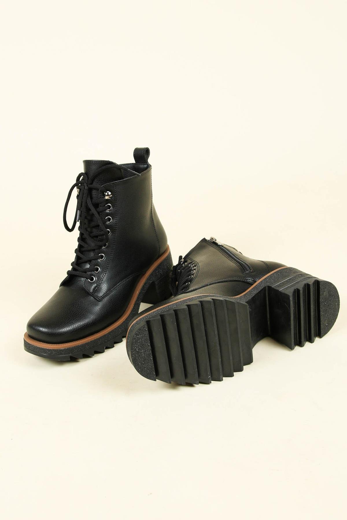 Kalın Topuklu Bağcıklı Bot SİYAHBOT