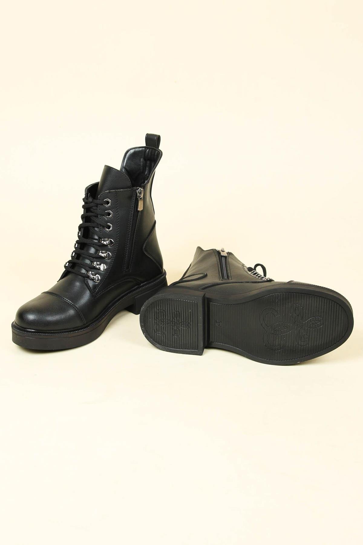 Kapsüllü Çanta Tokalı Bot SİYAHBOT