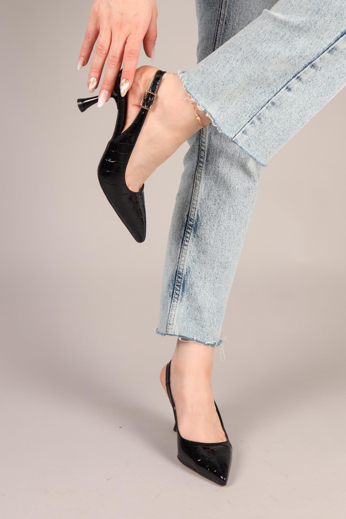 KASTOR Rugan Kroko Stiletto SİYAHTOPUKLU AYAKKABI