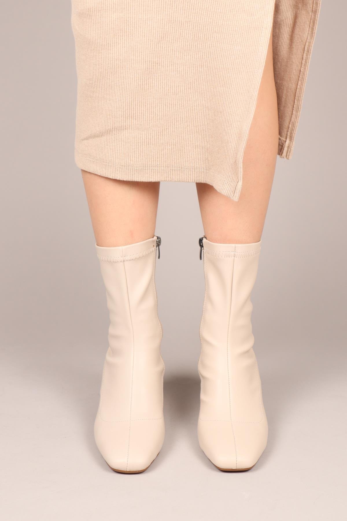 LEA Cilt Strech Topuklu Bot TENBOT