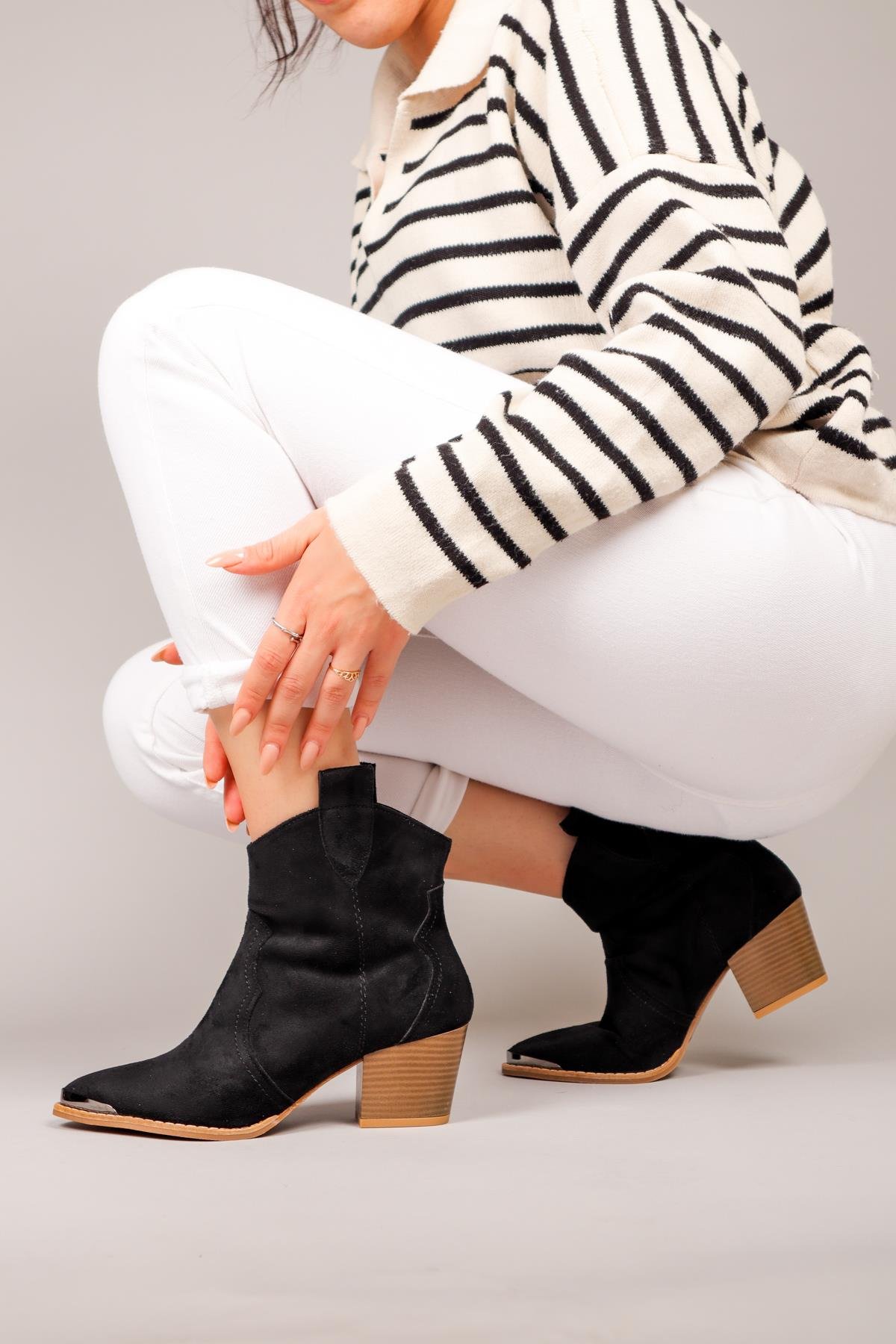 MAİR Topuklu Western Bot SİYAHBOT