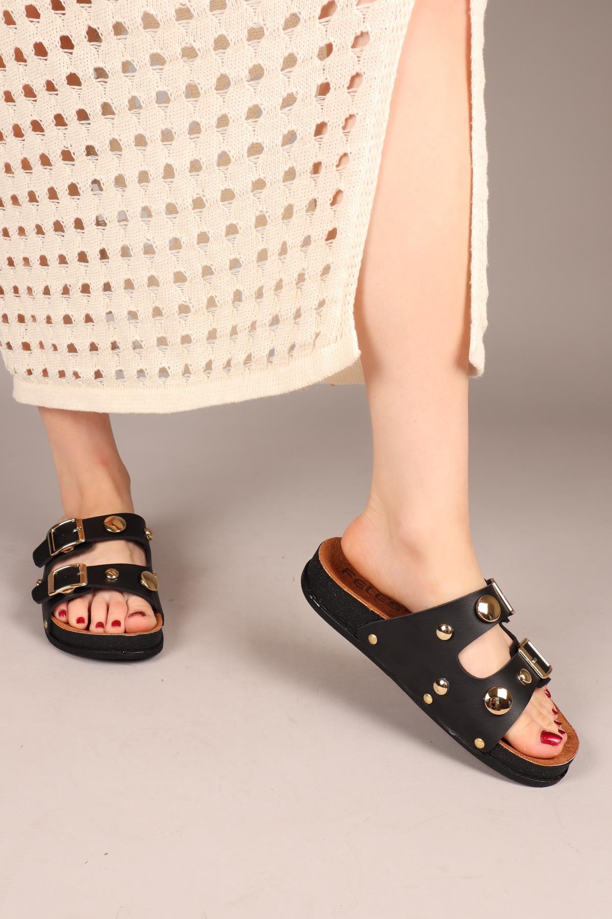 MARTY Yuvarlak Aksesuarlı Çift Tokalı Terlik SİYAHTERLİK