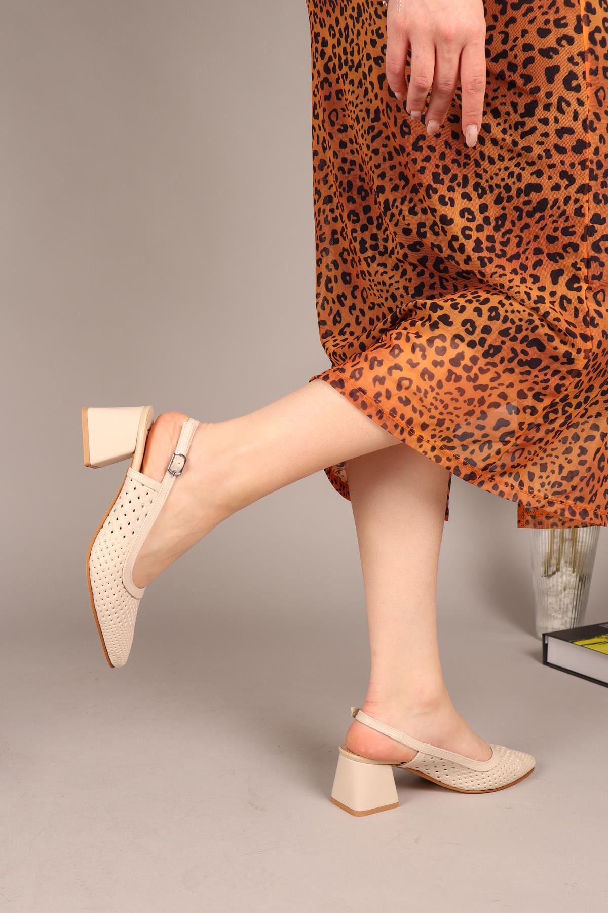 MELODY Lazerli Arkası Açık Topuklu Ayakkabı BEJTOPUKLU AYAKKABI