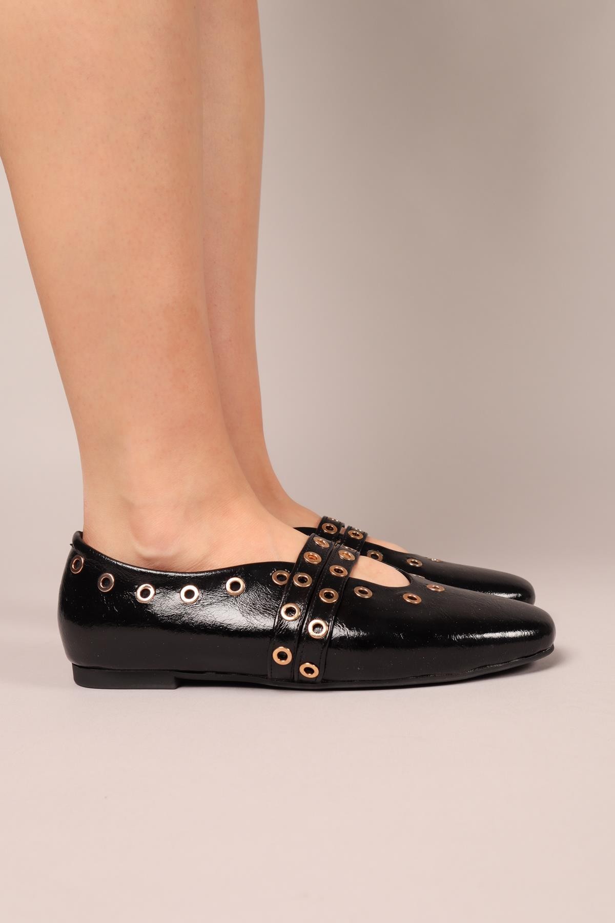 NERCE Kuş Gözü Zımbalı Babet SİYAHBABET