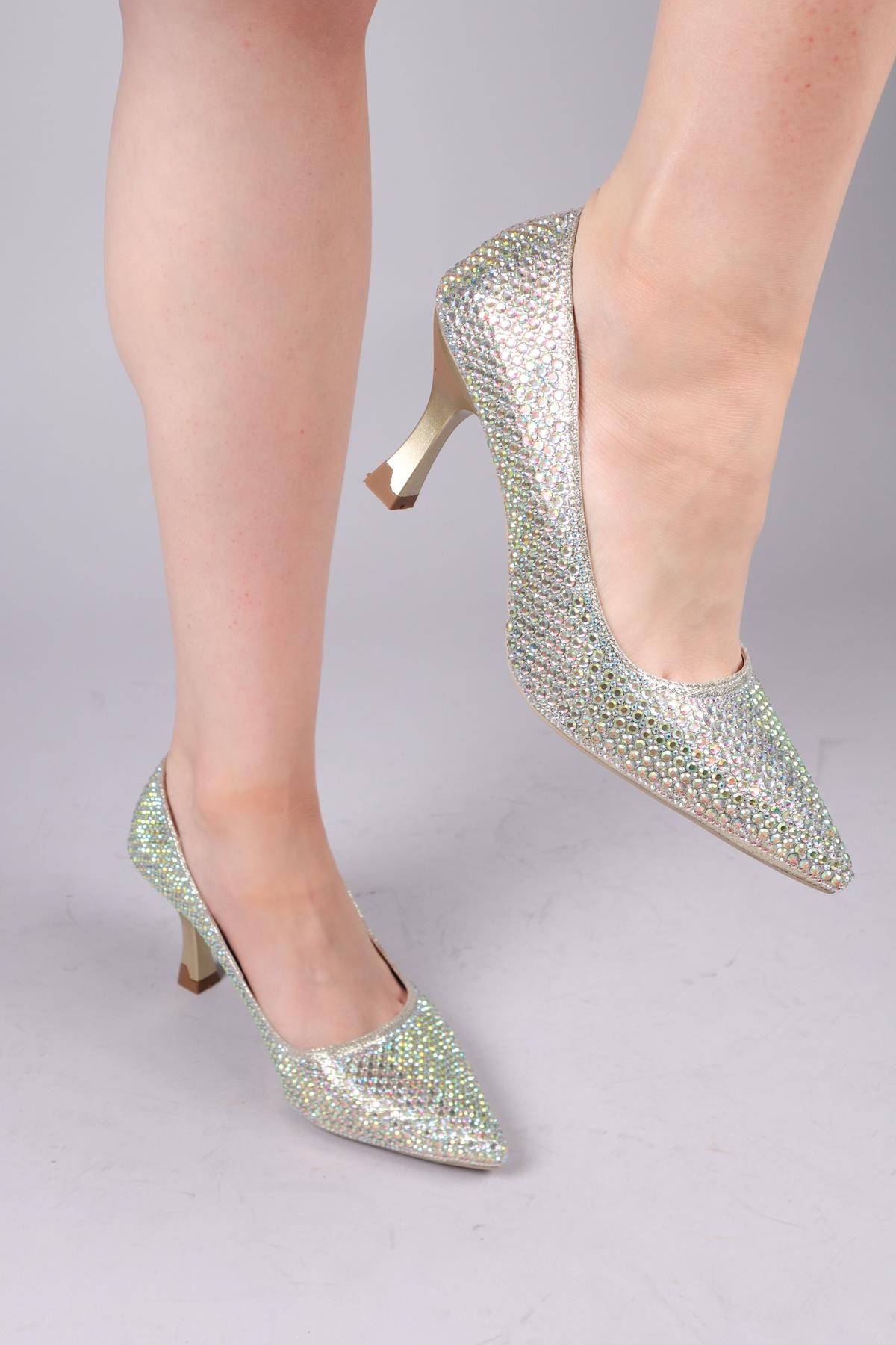 NOWRA Taşlı Stiletto GOLDTOPUKLU AYAKKABI