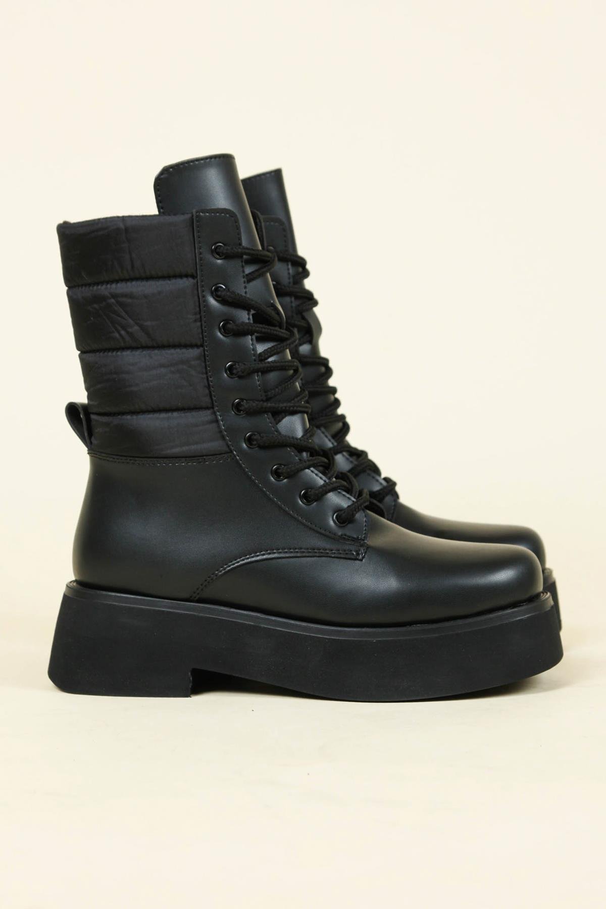 Paraşut Garnili Bağcıklı Bot SİYAHBOT