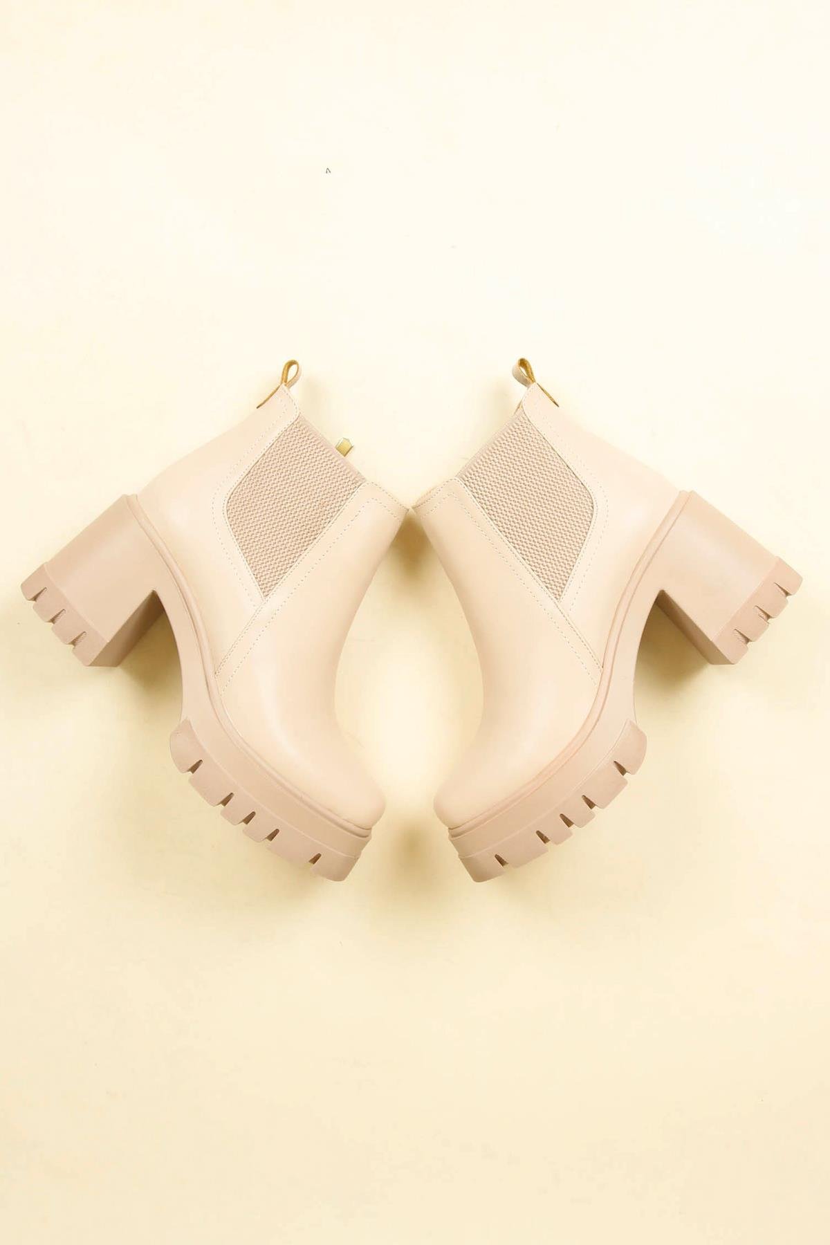 Platform Topuklu Lastikli Bot TENBOT