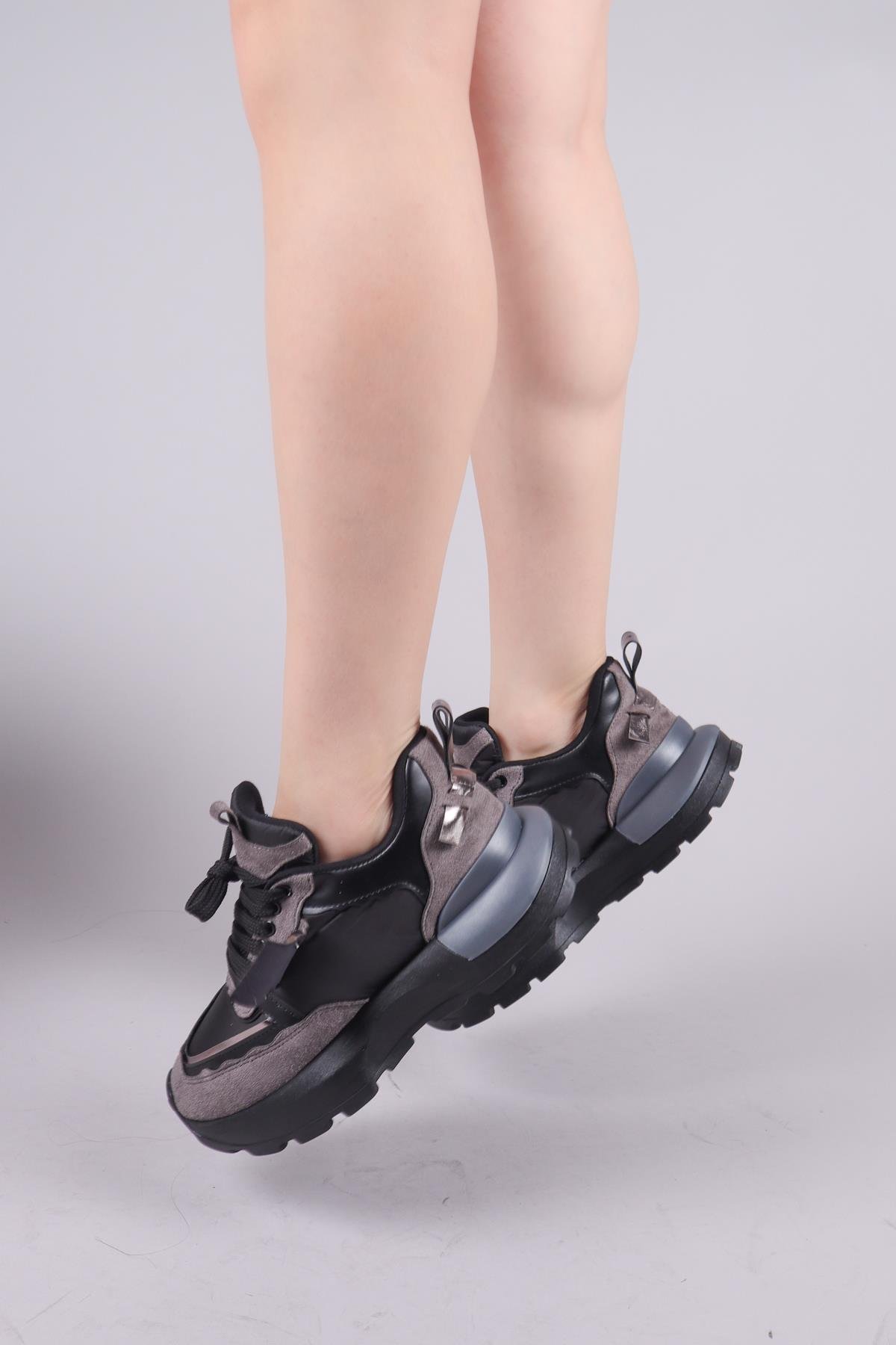 REPS Tokalı Süet Paraşüt Garnili Sneakers SİYAHSPOR AYAKKABI