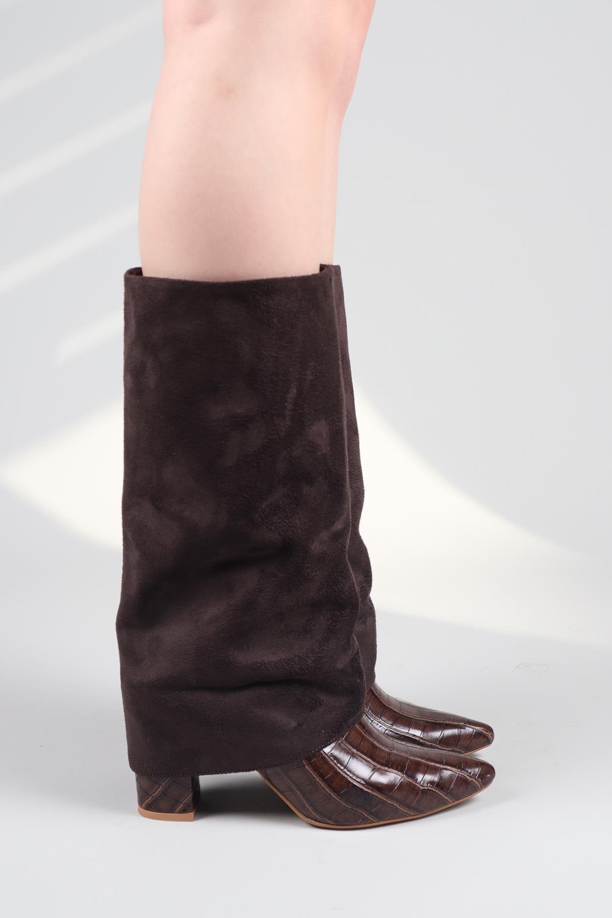SELORA Süet-Kroko Garnili Topuklu Çizme KAHVERENGİÇİZME 