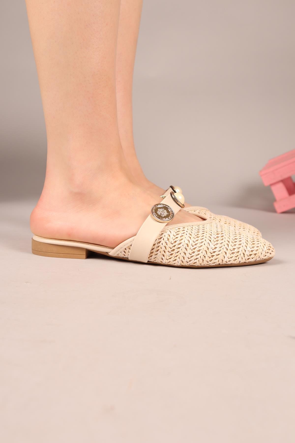 STRAW Aksesuarlı Hasır Terlik TENTERLİK