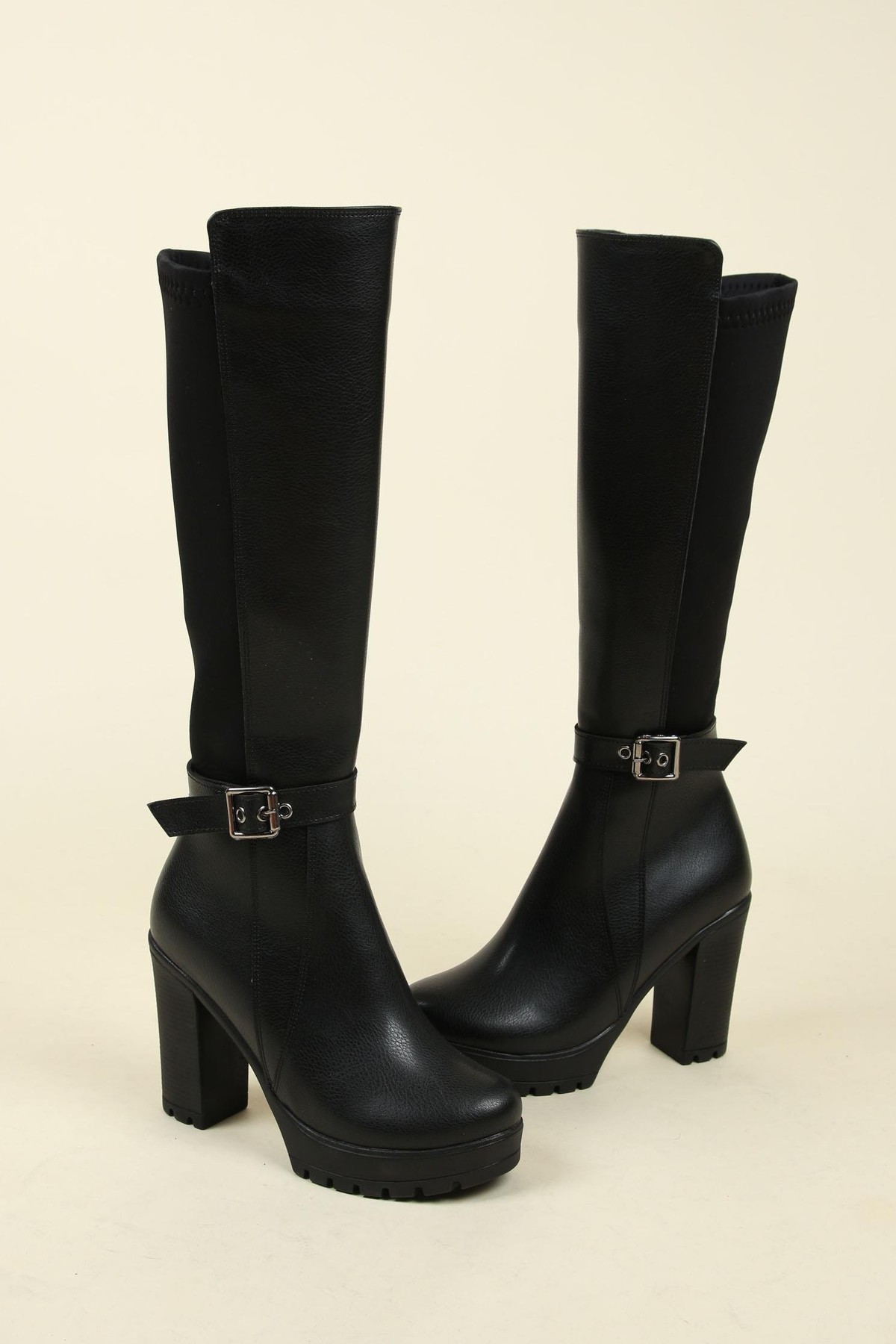 Strech Garnili Tokalı Topuklu Çizme SİYAHÇİZME 