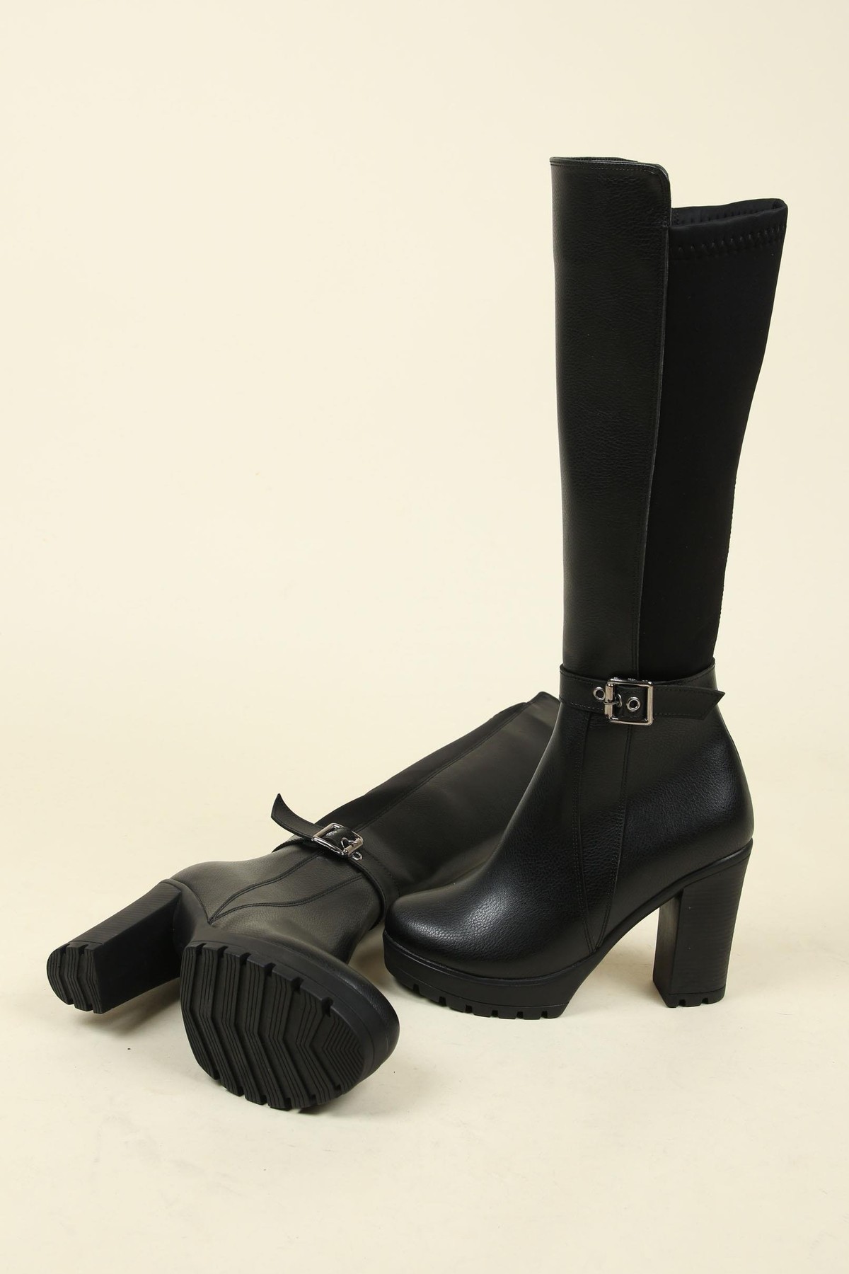 Strech Garnili Tokalı Topuklu Çizme SİYAHÇİZME 