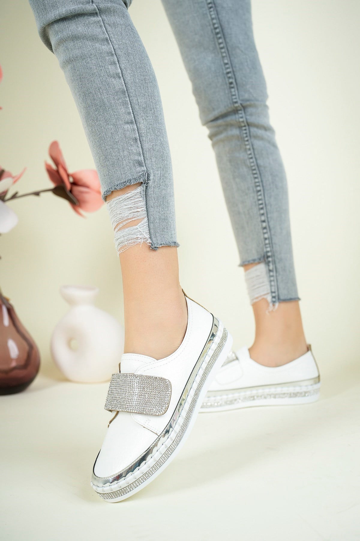 Taş Cırtlı Sneakers BEYAZSPOR AYAKKABI