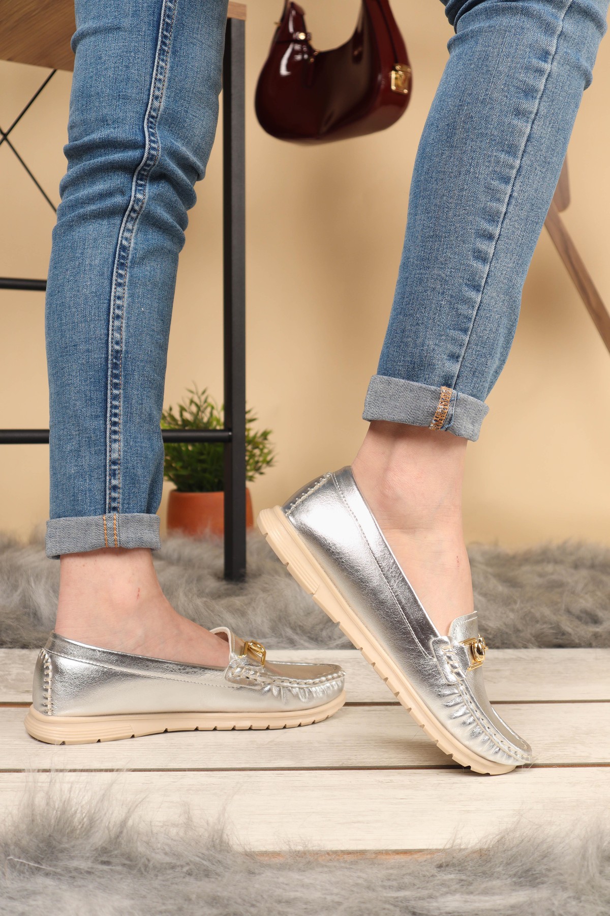 Toka Aksesuarlı Saraçlı Babet GÜMÜŞBABET