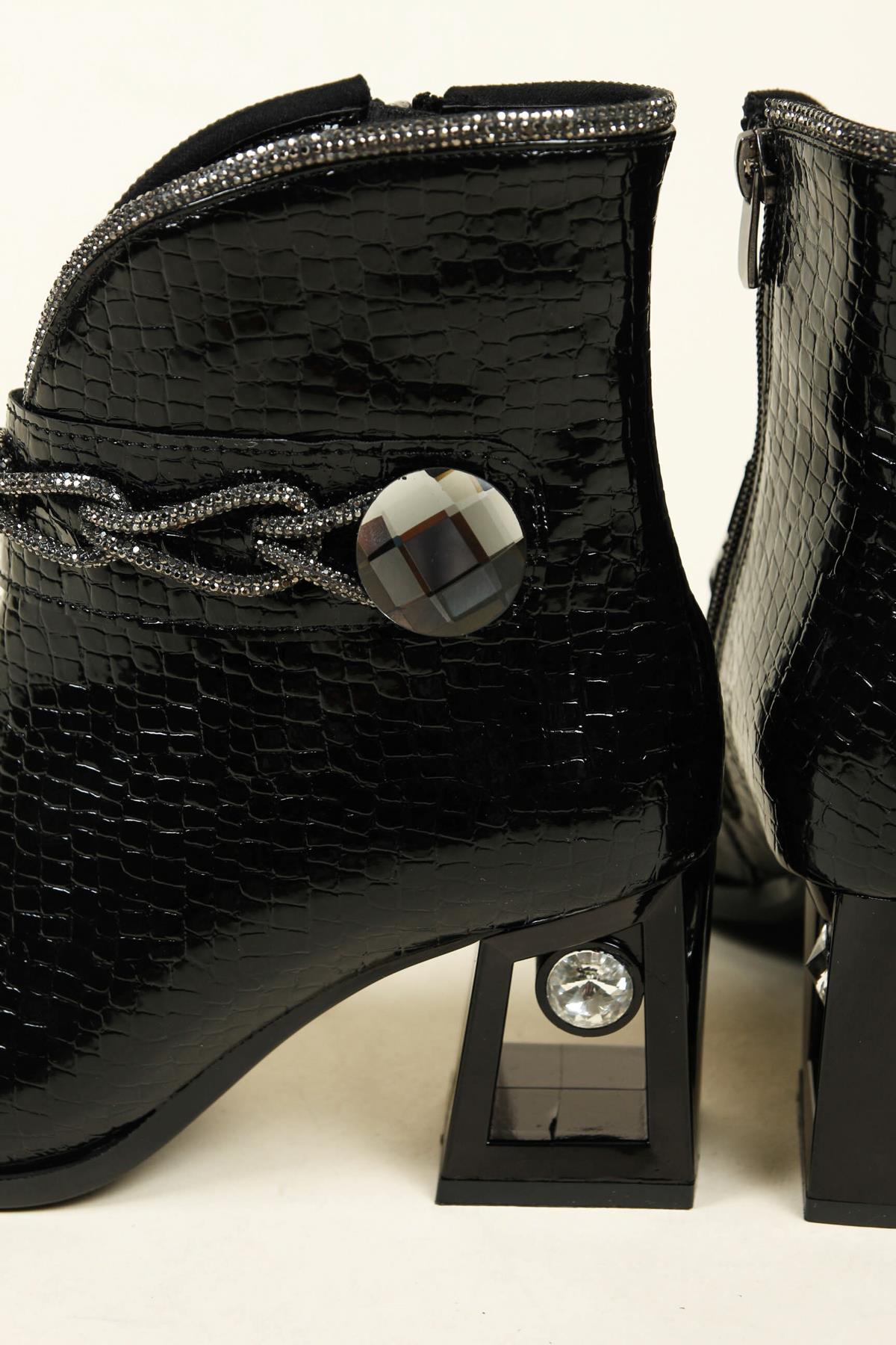 Topuk Detaylı Taş Tokalı Kroko Bot SİYAHBOT