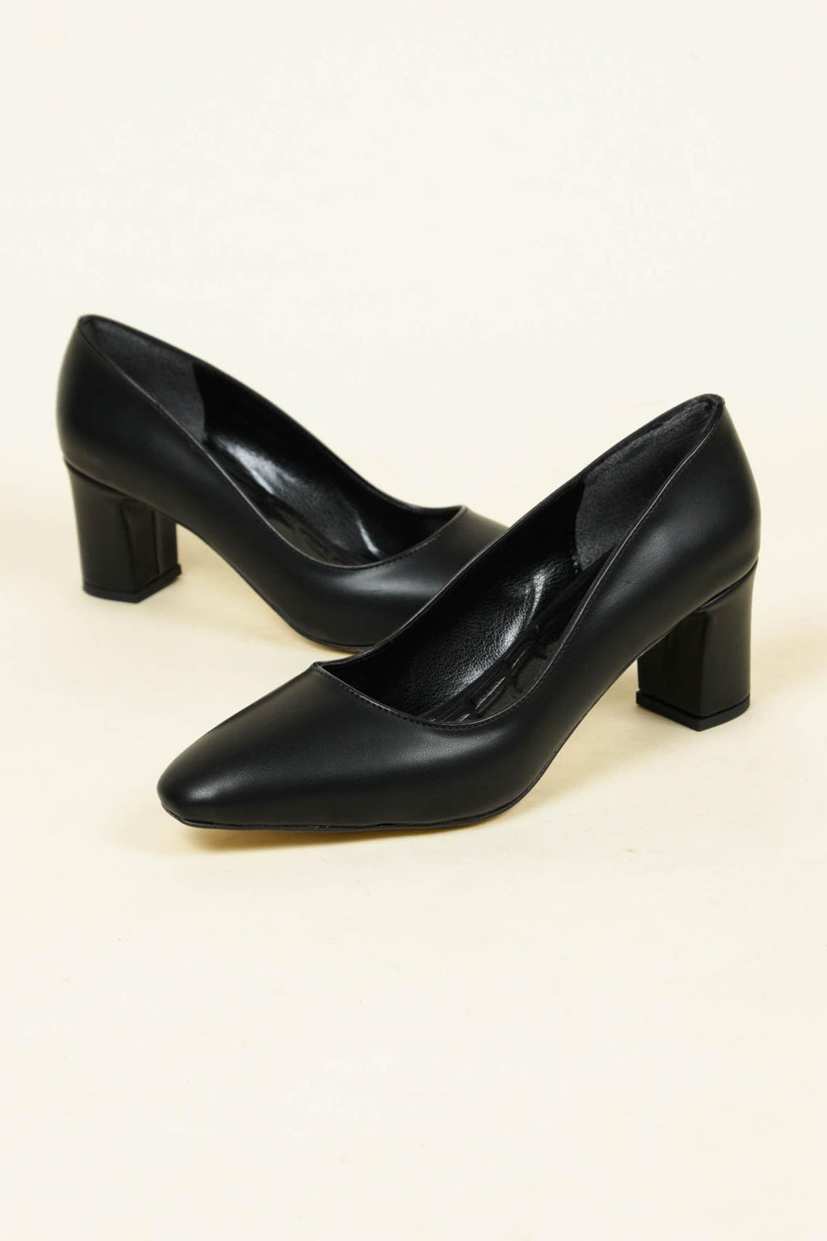 Topuklu Ayakkabı SİYAH