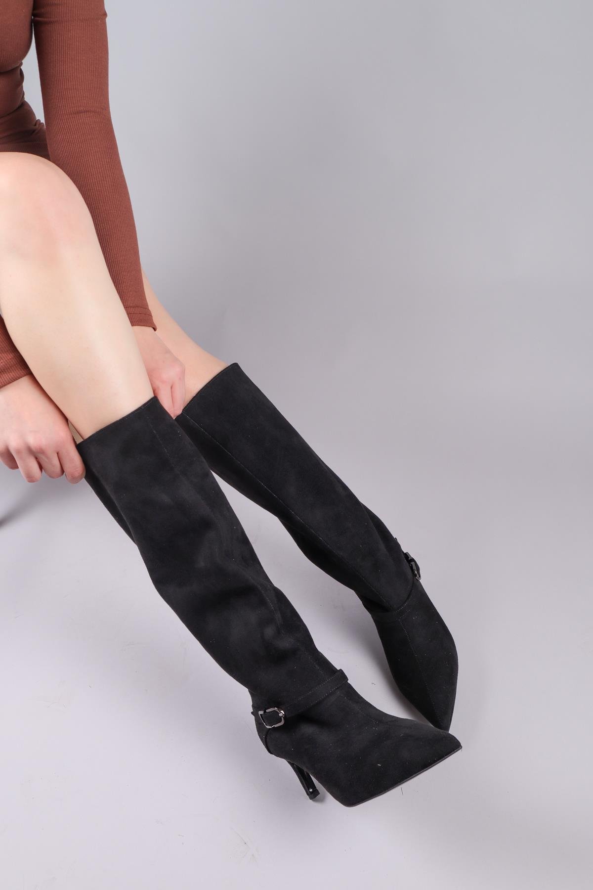 VAYZATA Kemerli Süet Çekme Çizme SİYAHÇİZME 