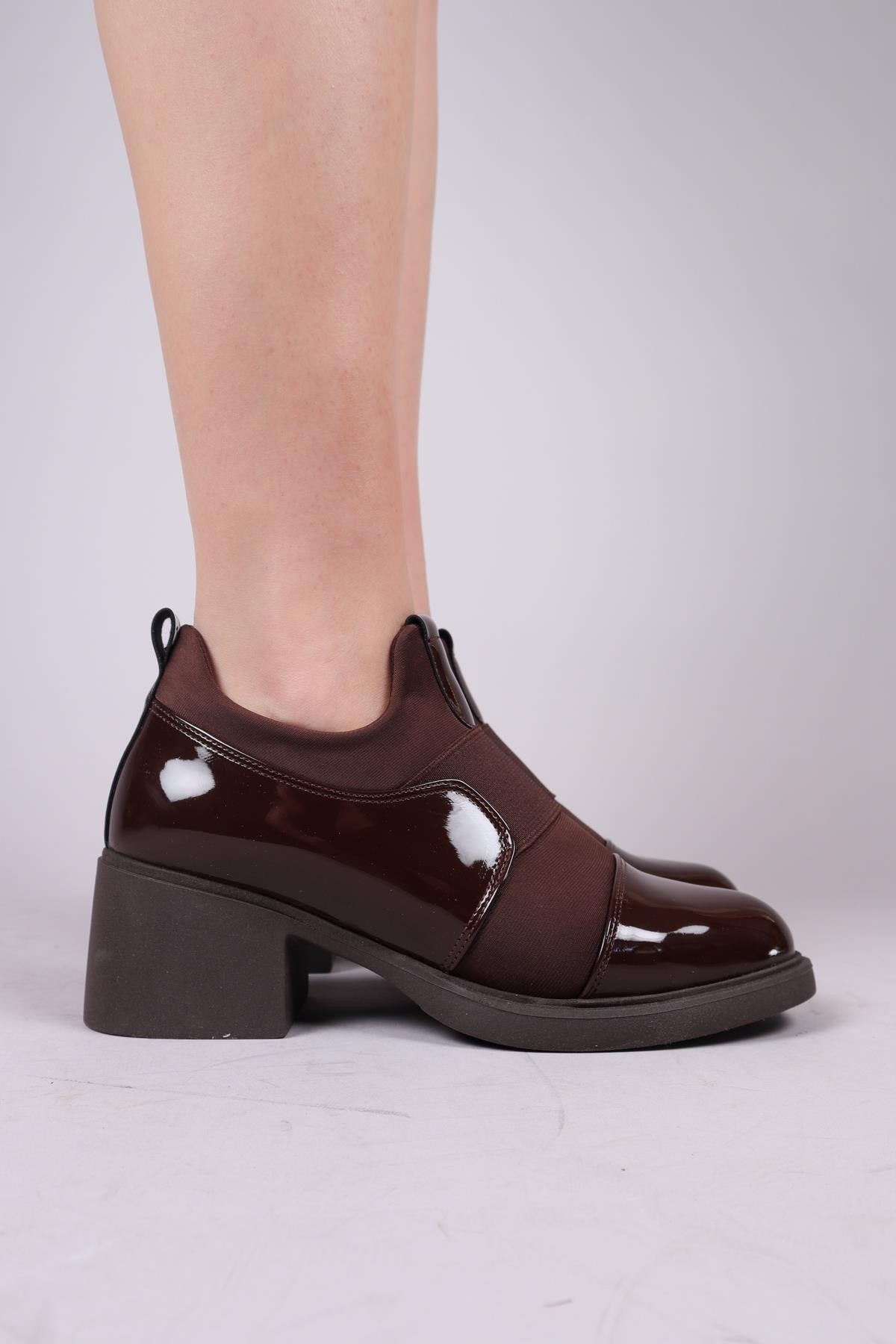 VELIN Rugan Garnili Topuklu Bootie KAHVERENGİBOT