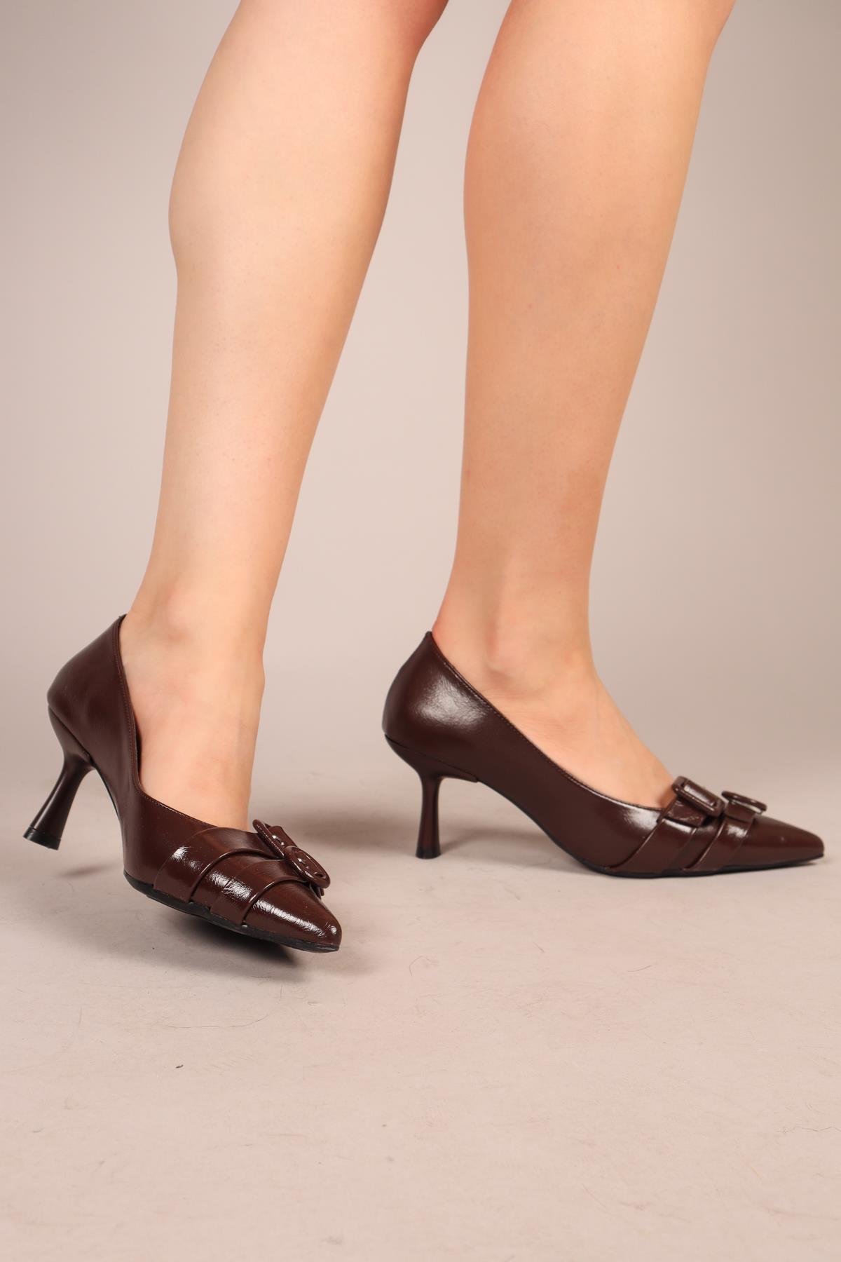 VIVA Çift Kemer Detaylı Alçak Topuklu Ayakkabı KAHVERENGİTOPUKLU AYAKKABI