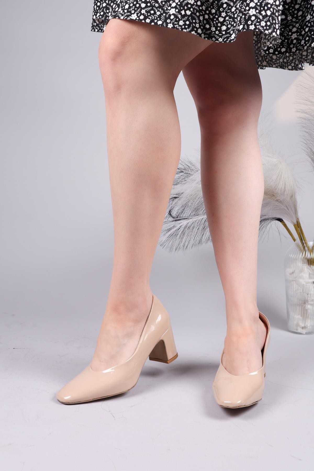 YERBA Rugan Alçak Topuklu Ayakkabı BEJTOPUKLU AYAKKABI