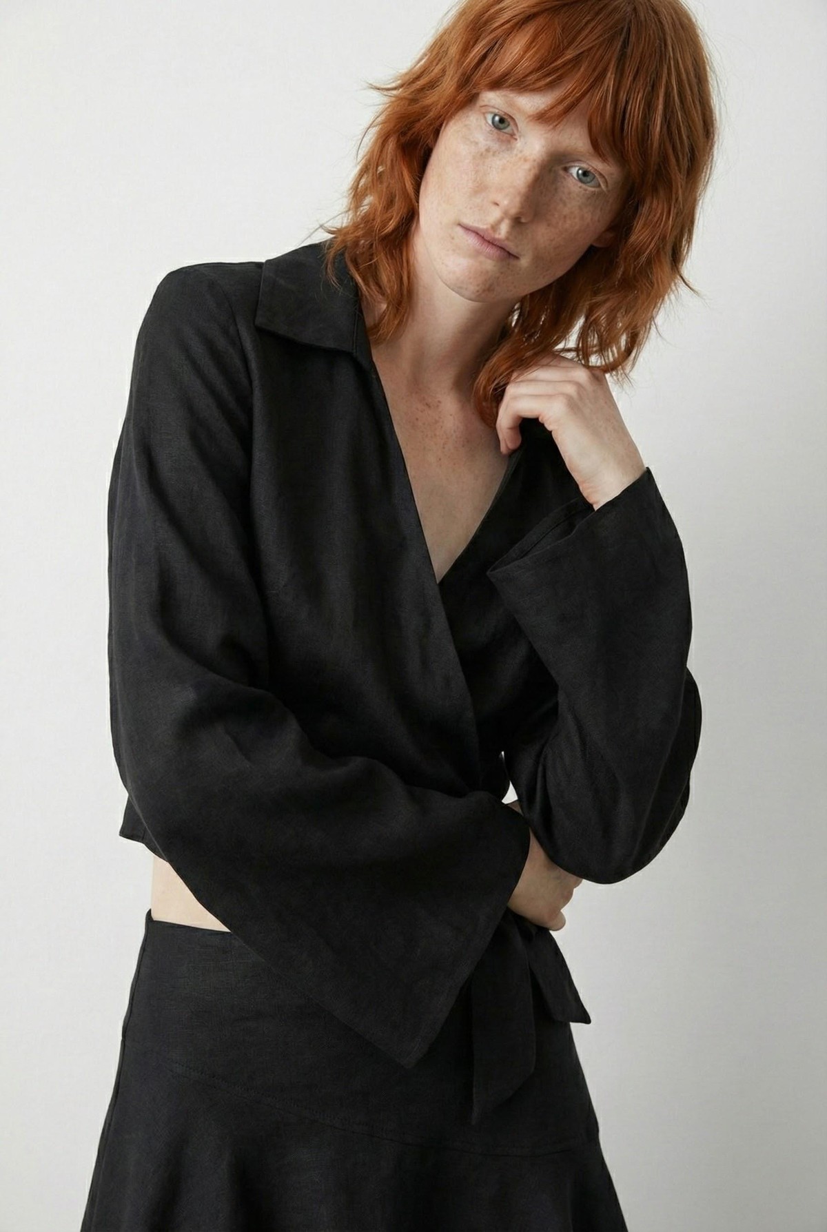 Quzu Bağlama Detaylı Bluz Siyah