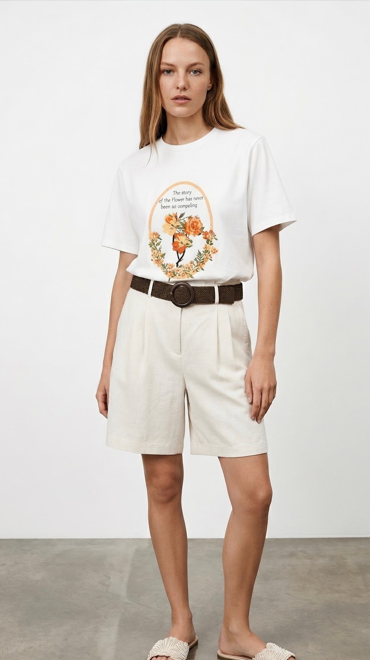 Quzu Baskı Taş Detaylı T-shirt Ekru