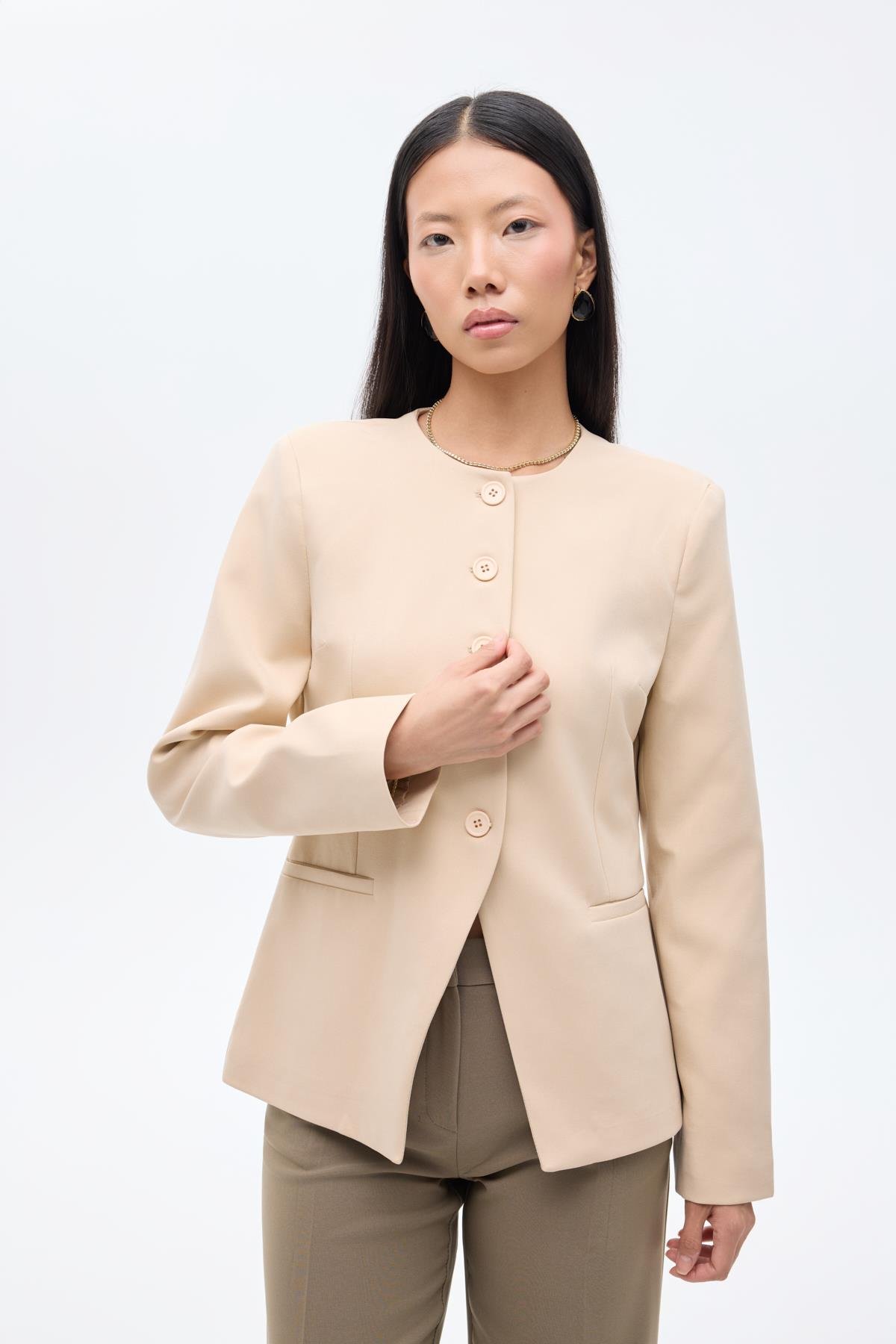 Quzu Düğme Detaylı Ceket Taş