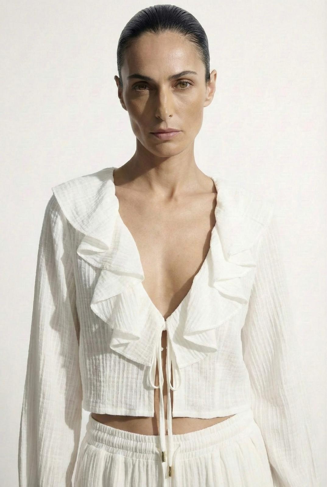 Quzu Fırfırlı Crop Bluz Ekru