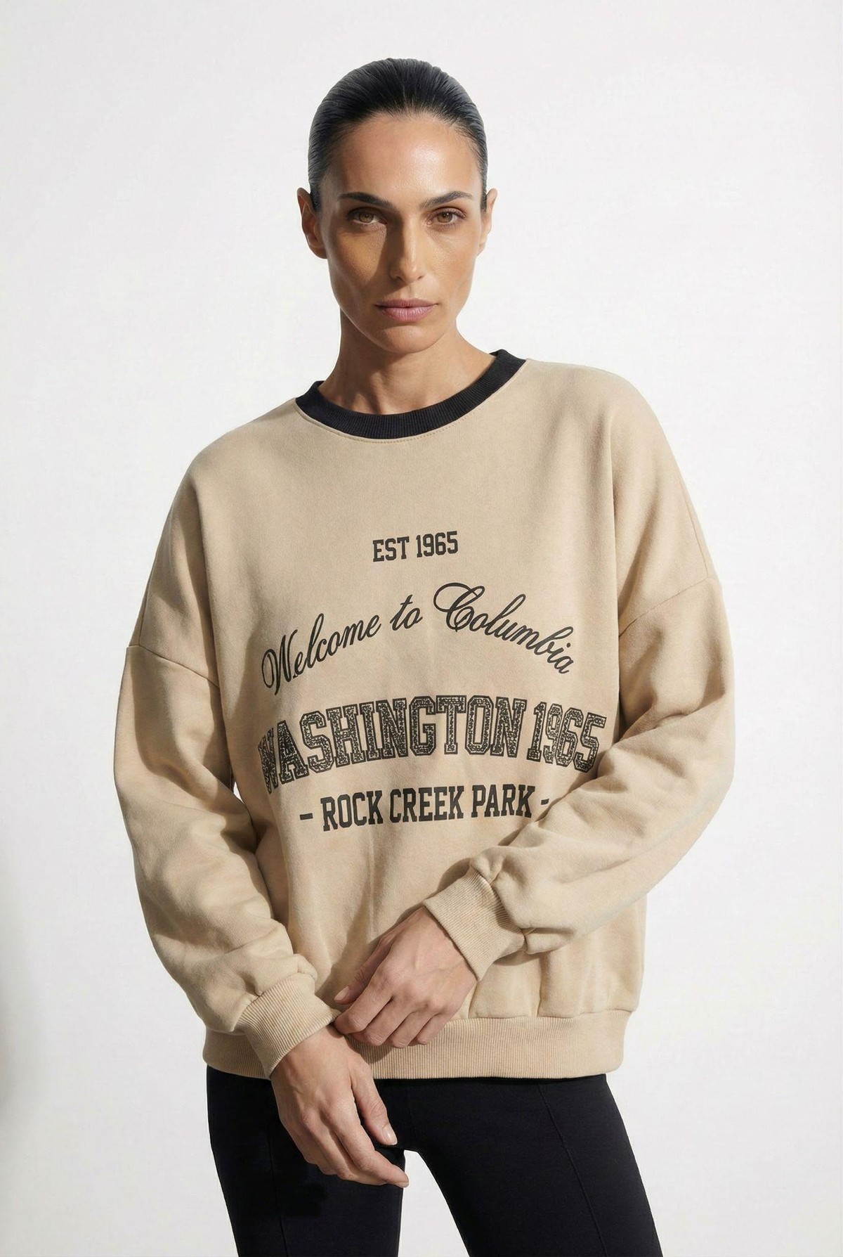 Quzu Nakış Detaylı Sweatshirt Bej