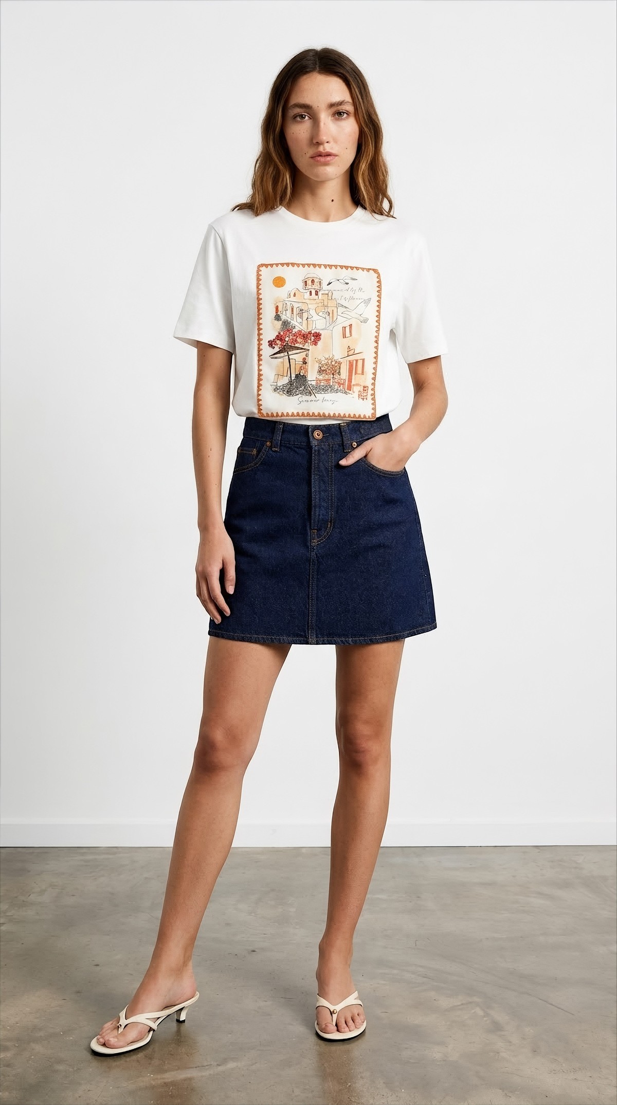 Quzu Patch Detaylı T-shirt Ekru