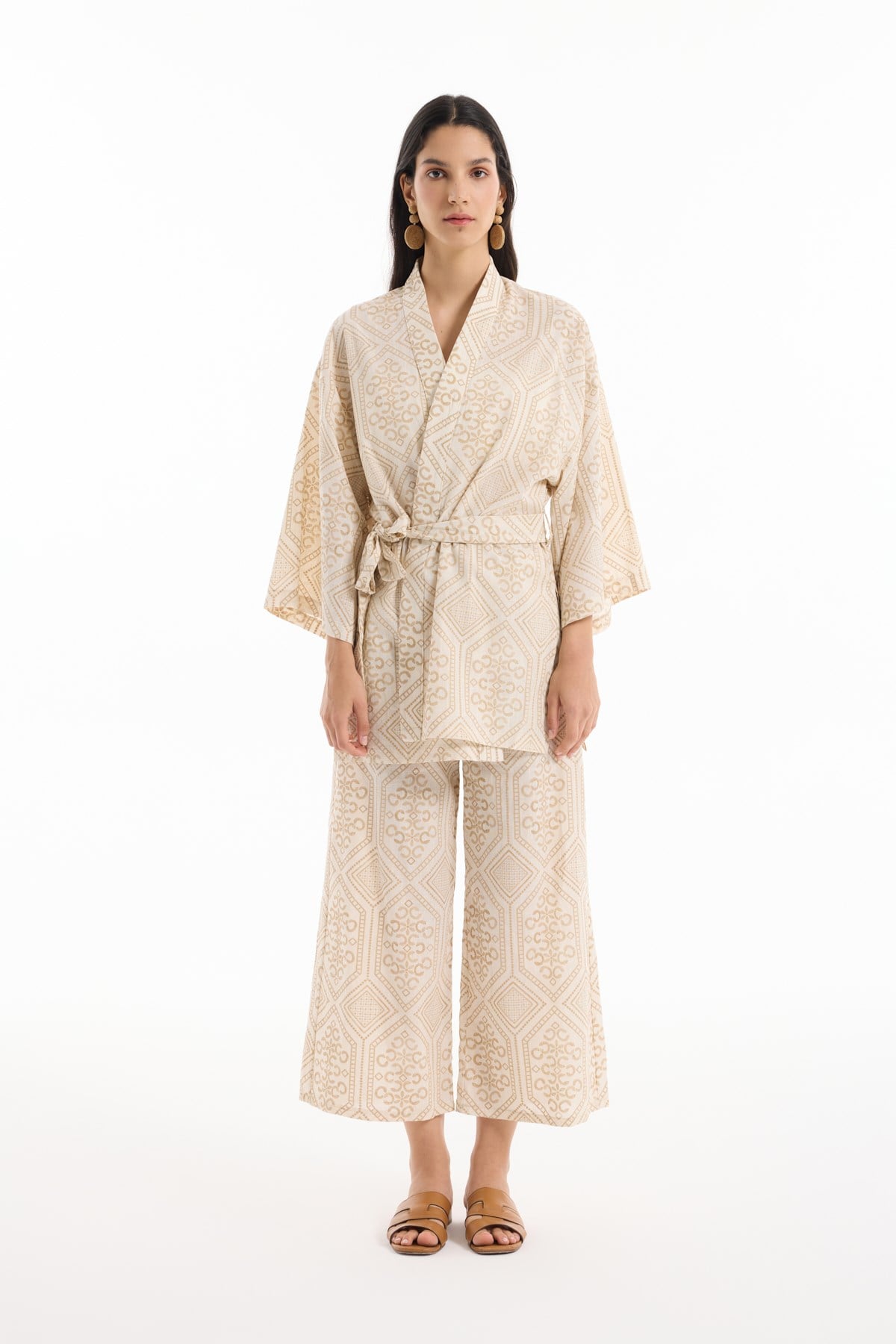 Quzu Yanları Yırtmaç Detaylı Kimono Natur
